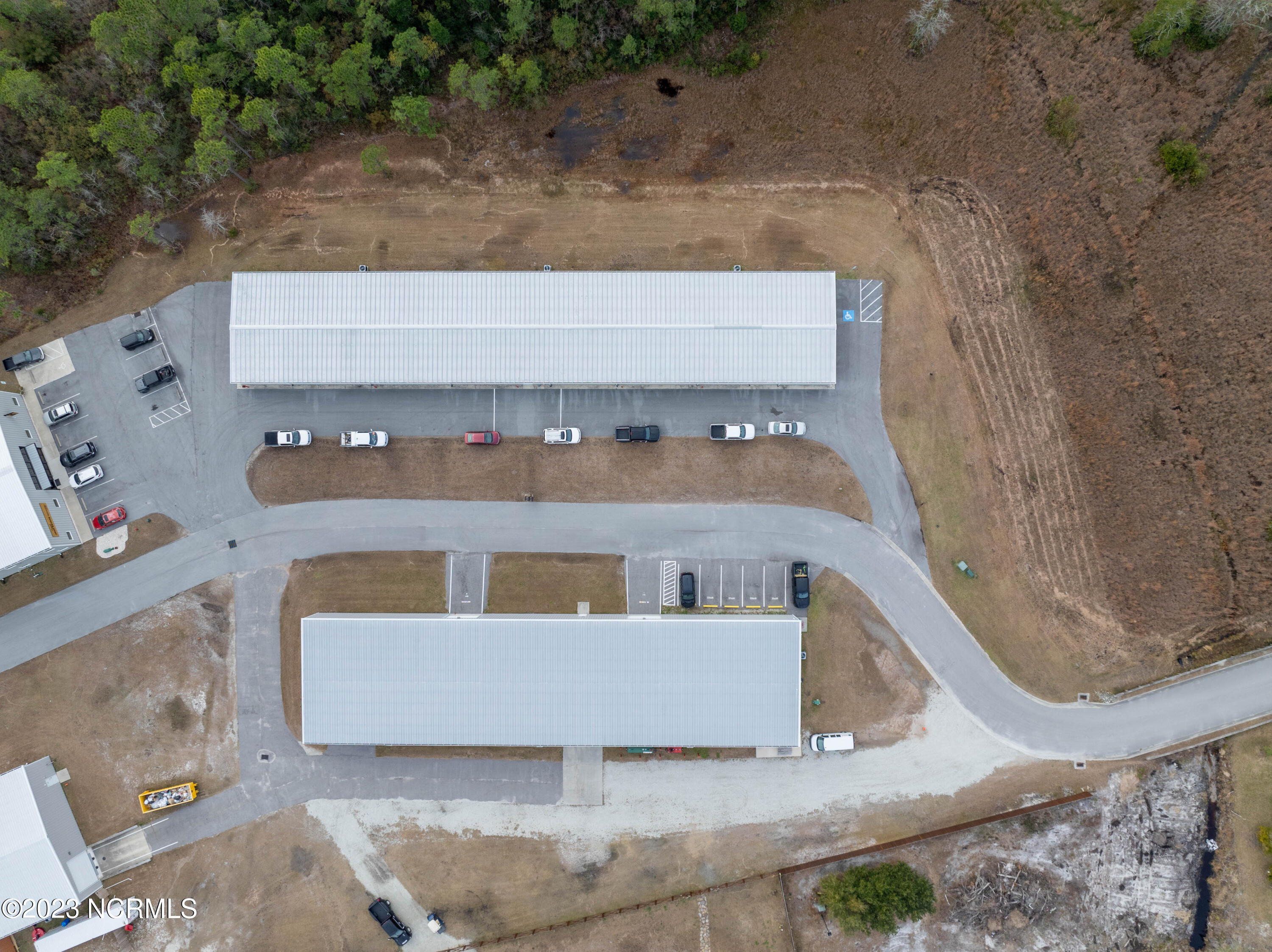 112 Commercial Lane