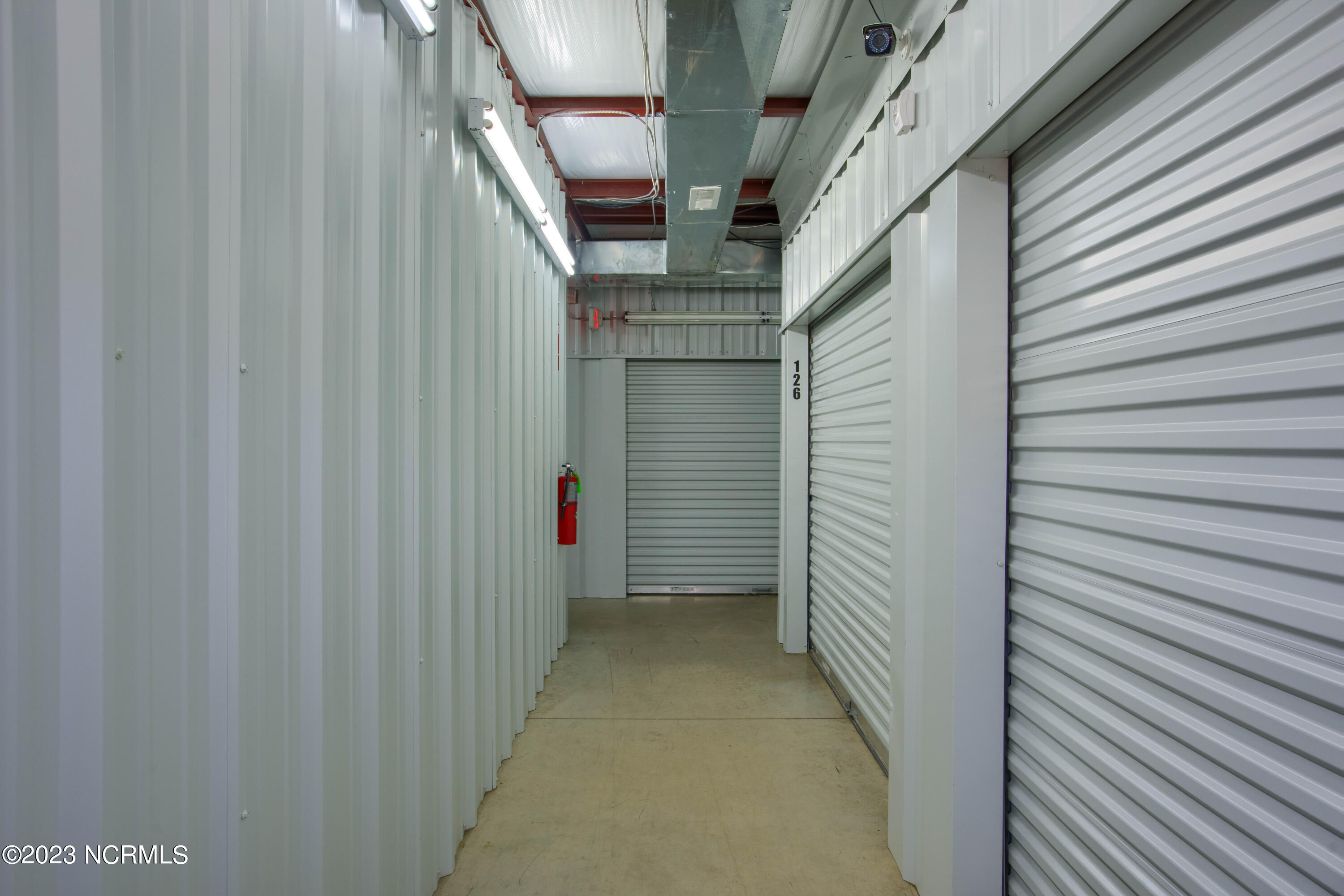 112 Commercial Lane