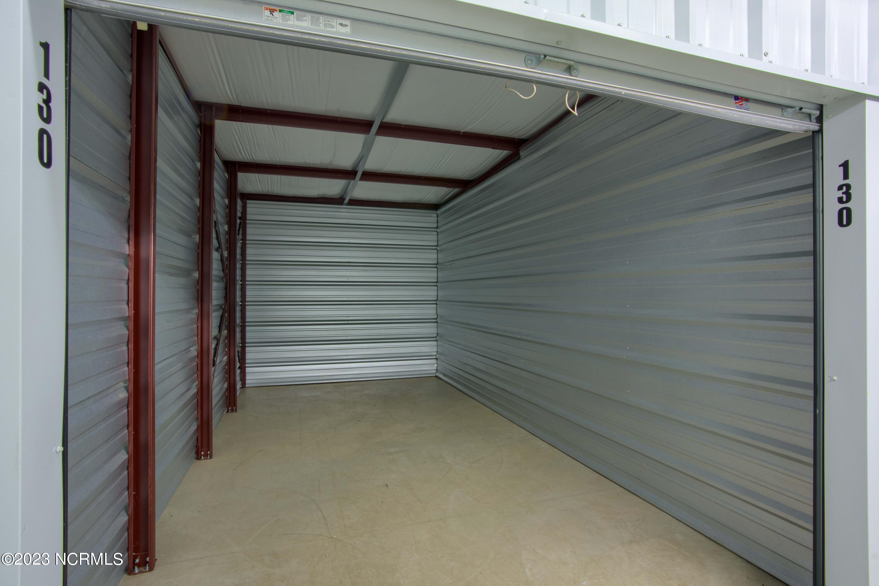 112 Commercial Lane