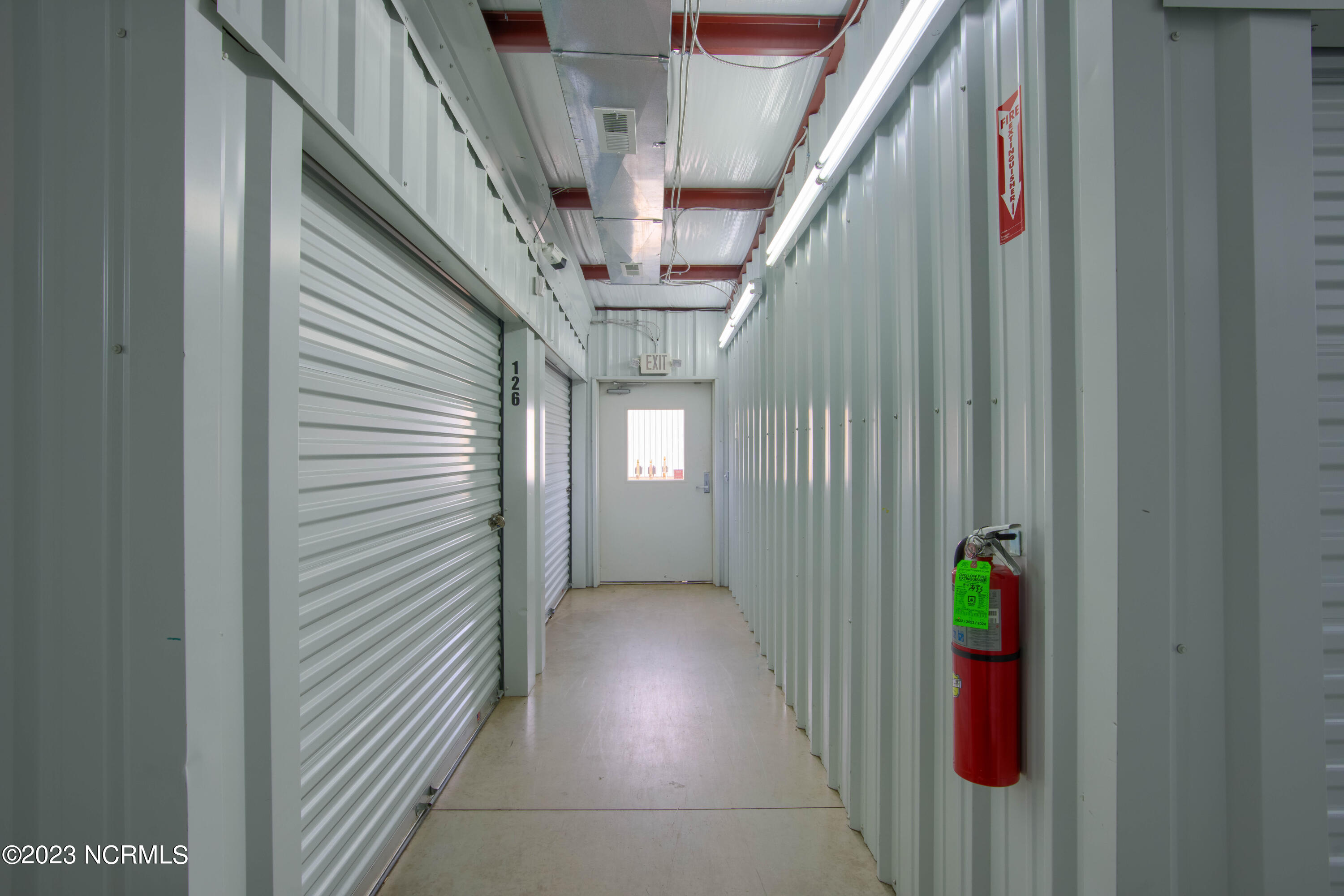 112 Commercial Lane