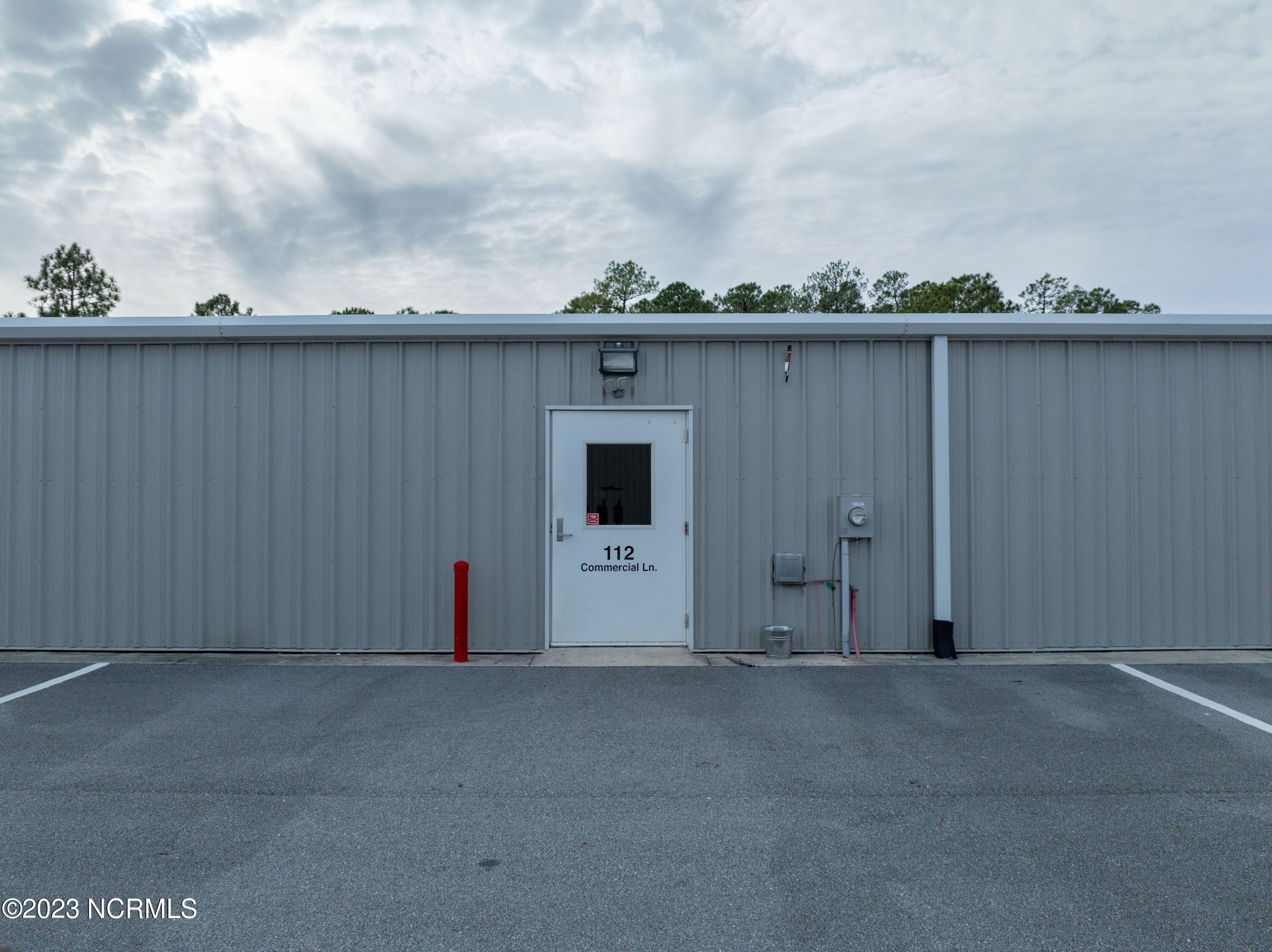 112 Commercial Lane