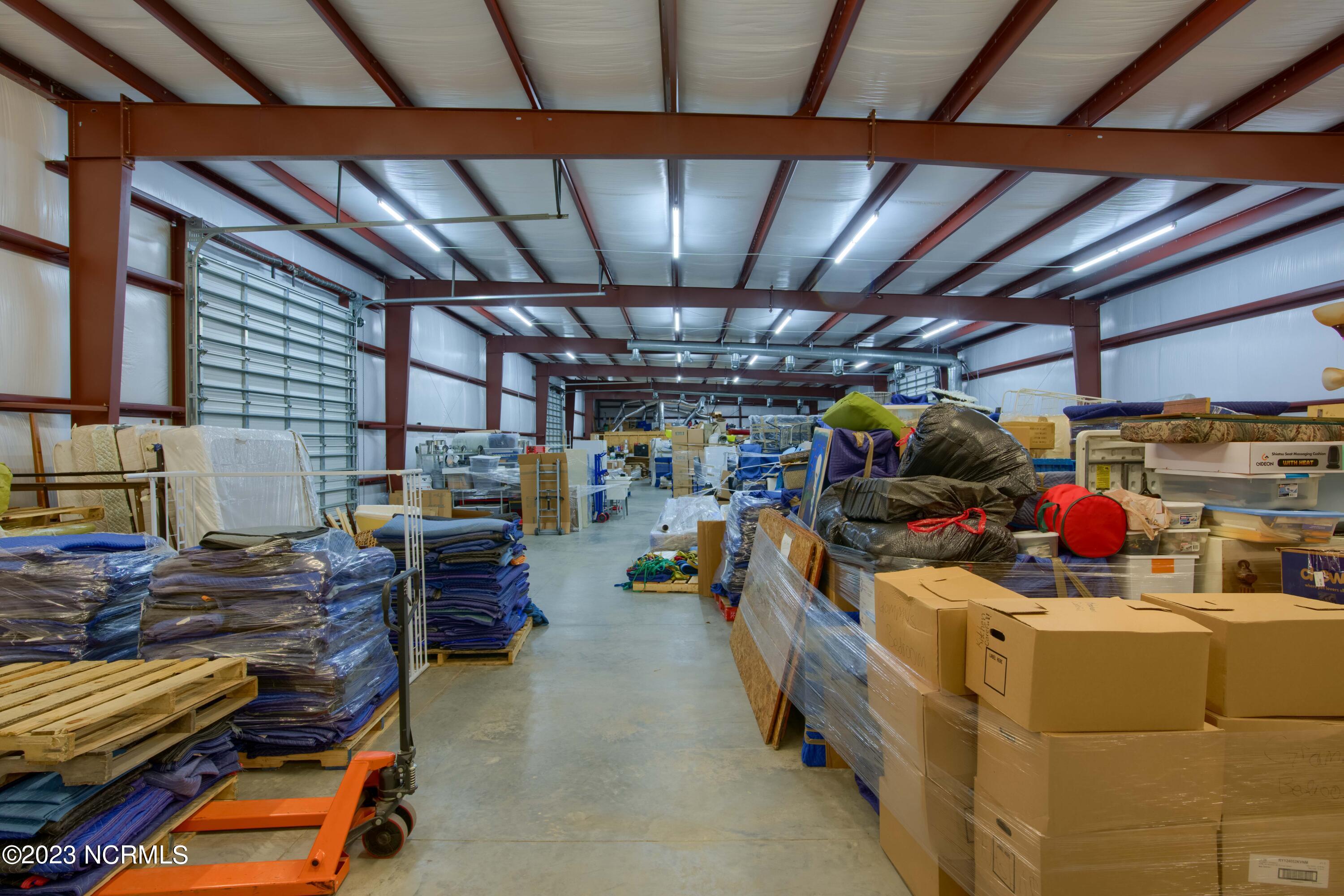 115 Commercial Lane