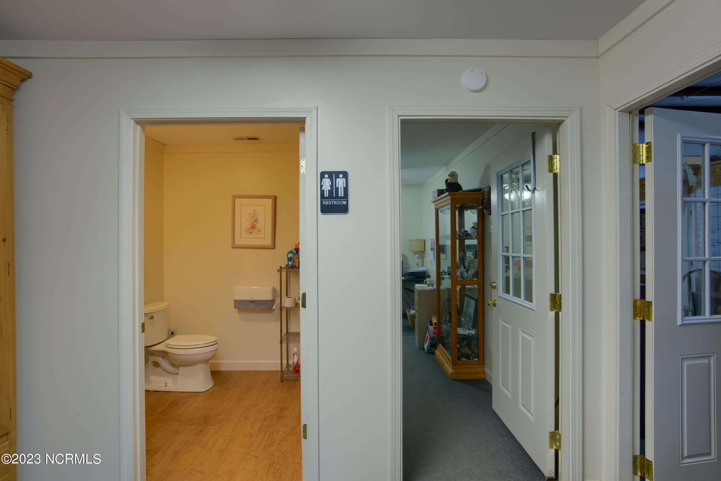 115 Commercial Lane