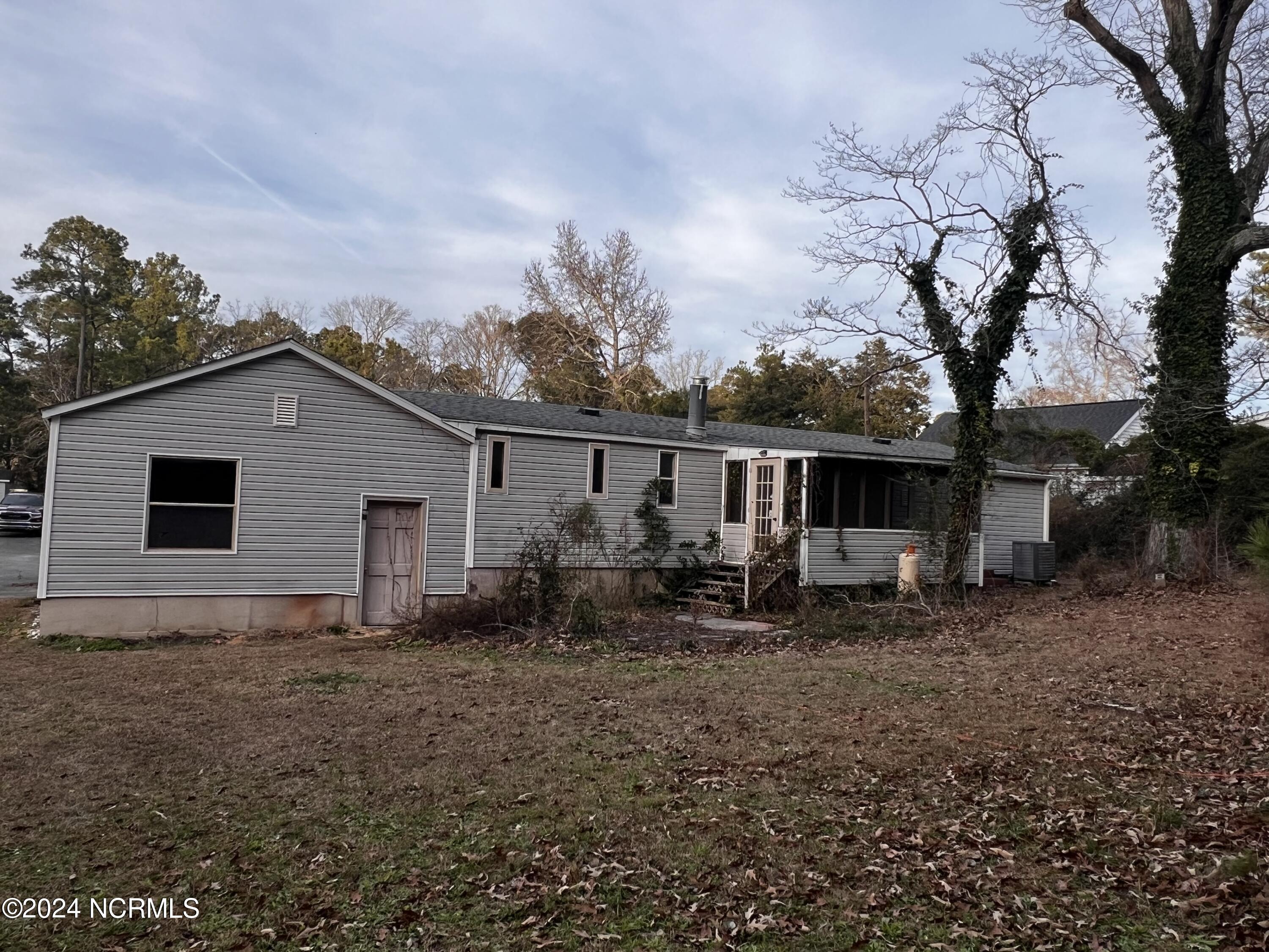 203 Hidden Bay Drive