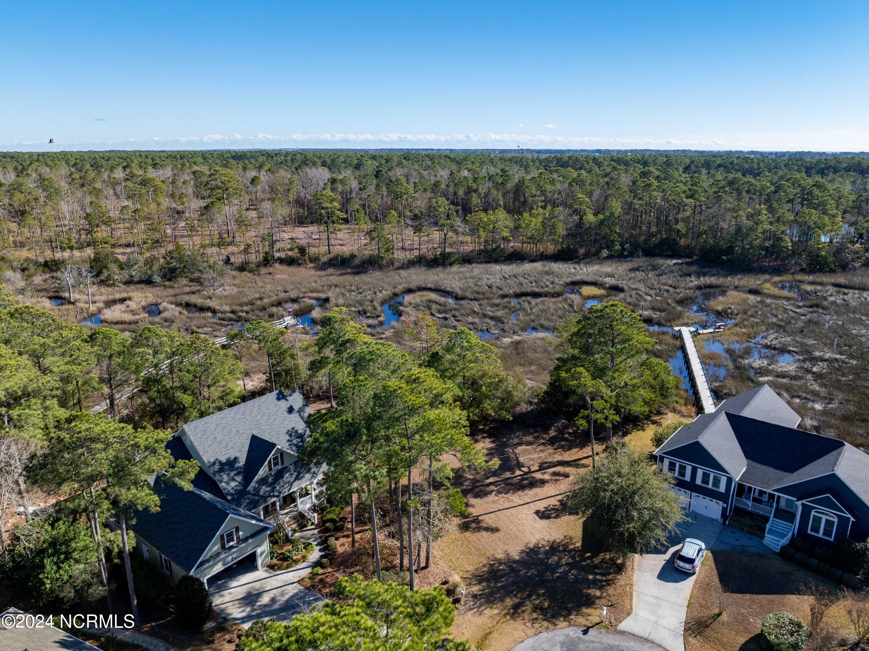 4422 Dragonfly Court