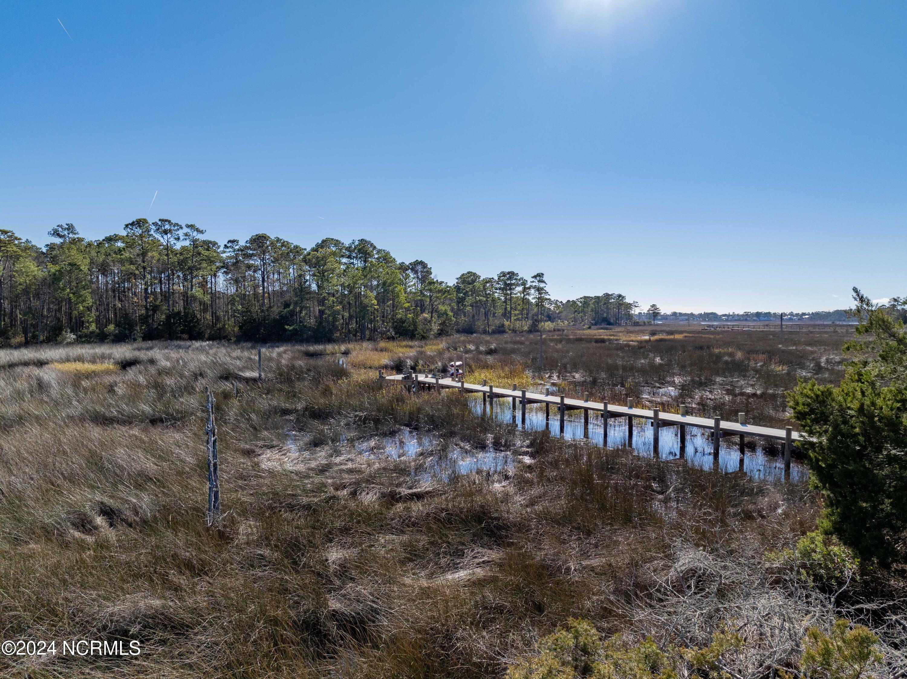 4422 Dragonfly Court