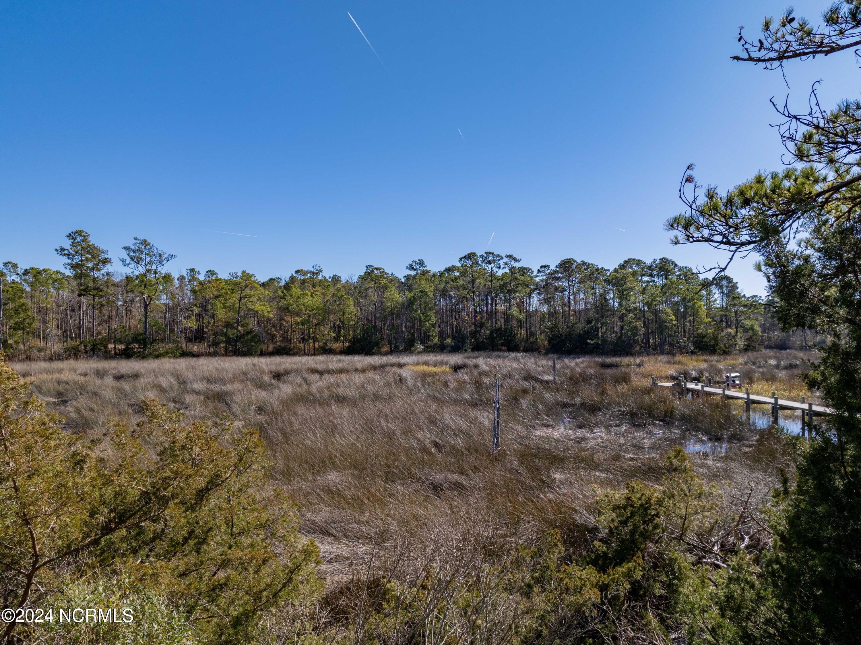 4422 Dragonfly Court