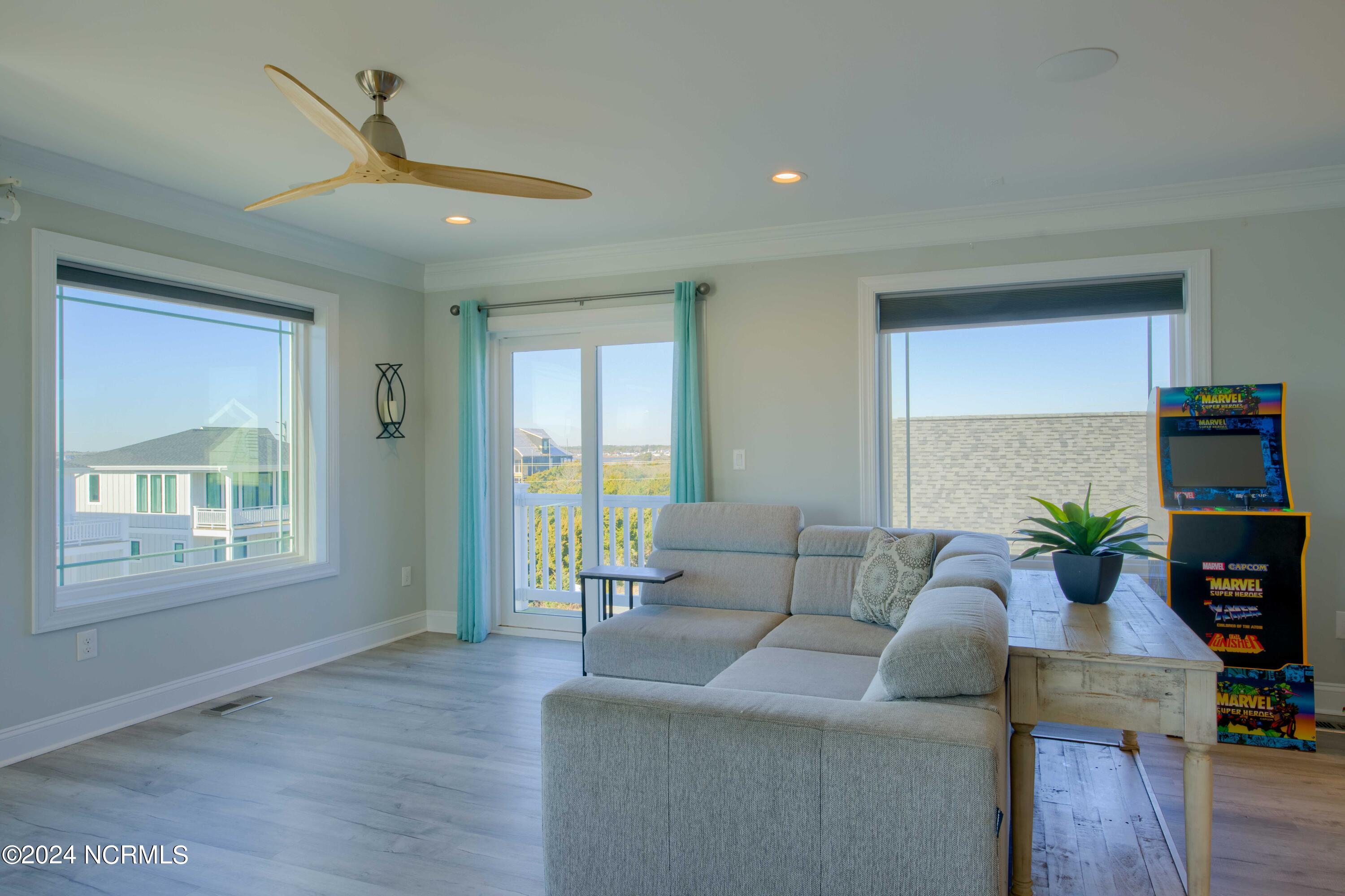 106 Charlotte Avenue