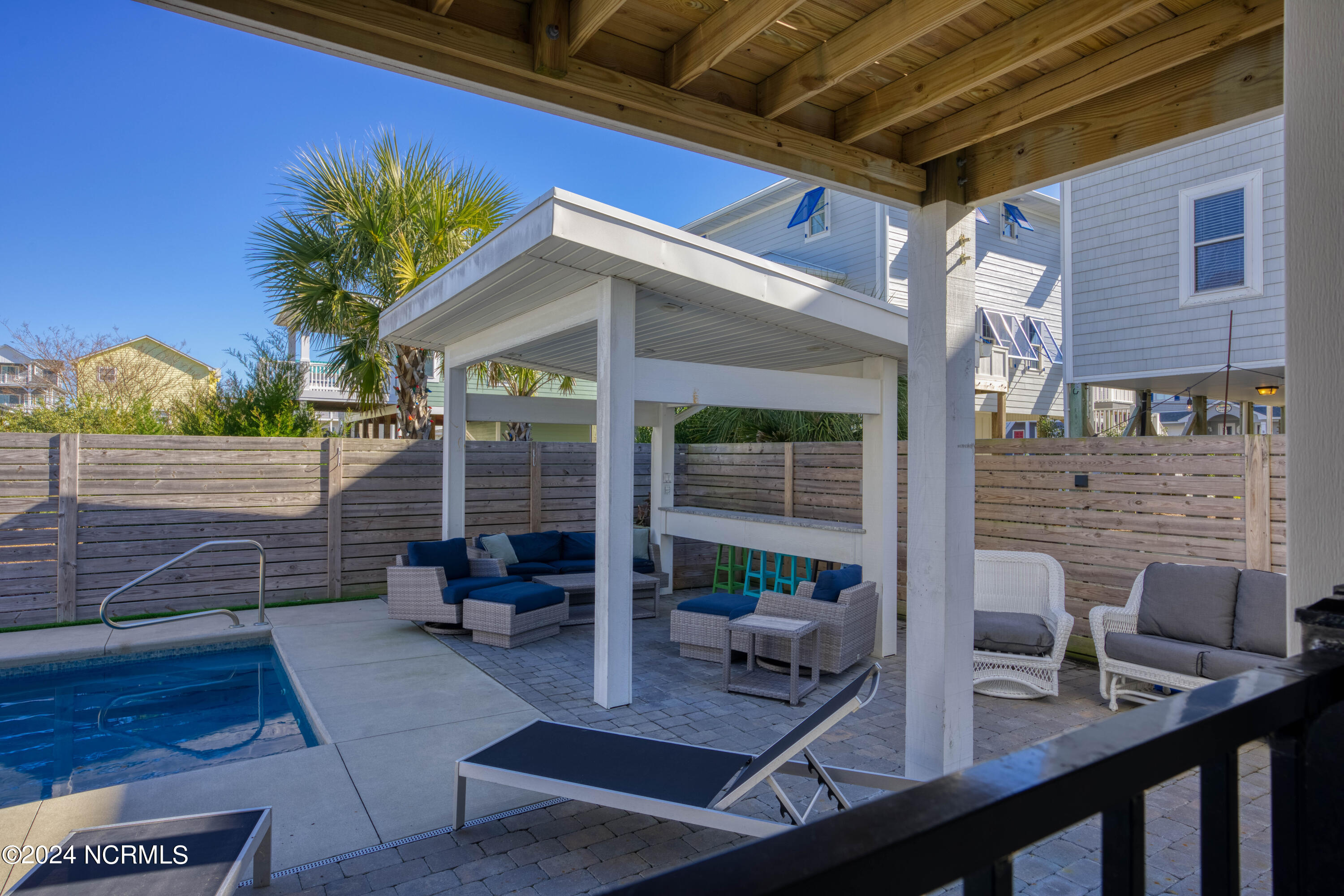 106 Charlotte Avenue