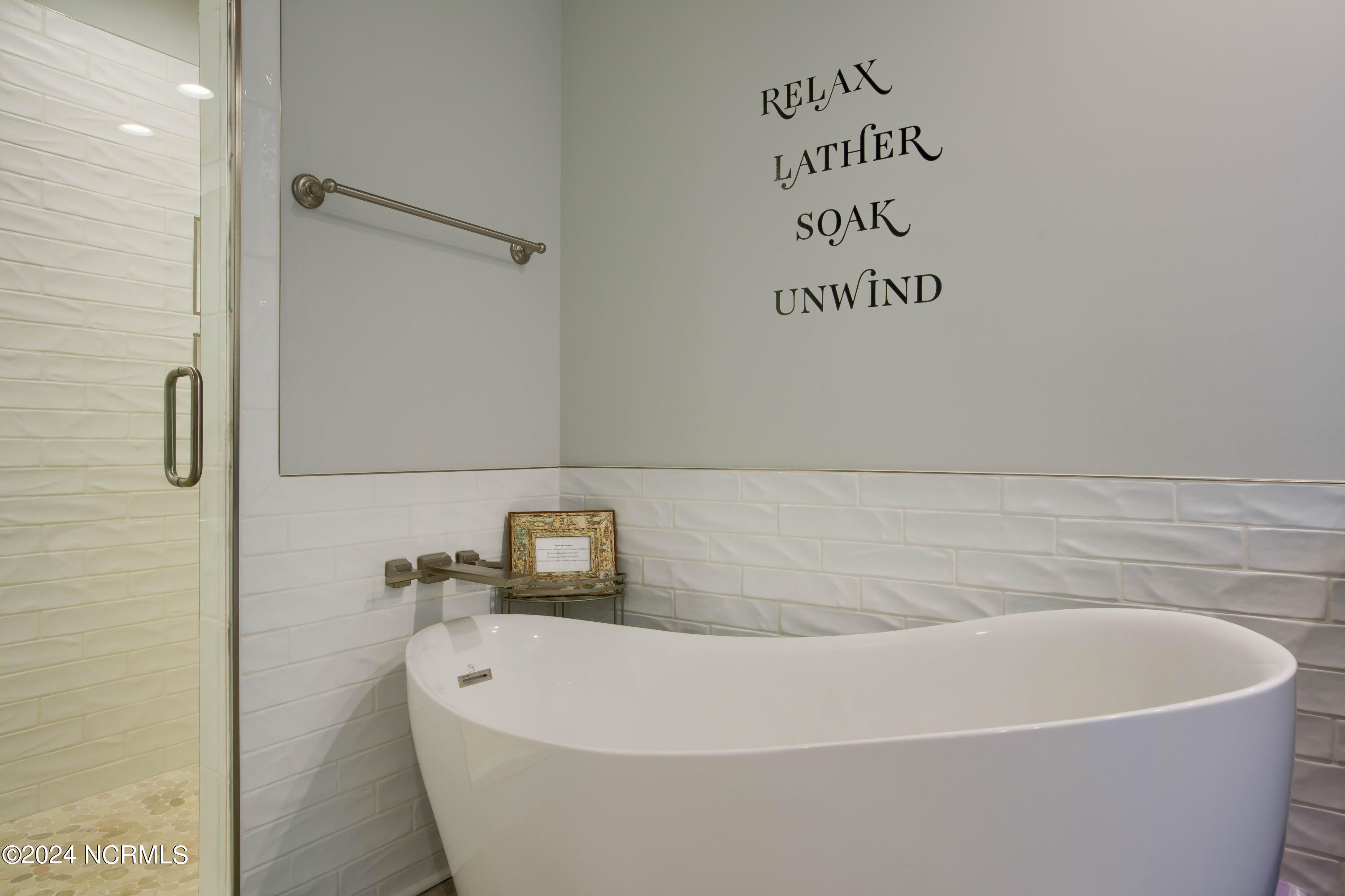 106 Charlotte Avenue