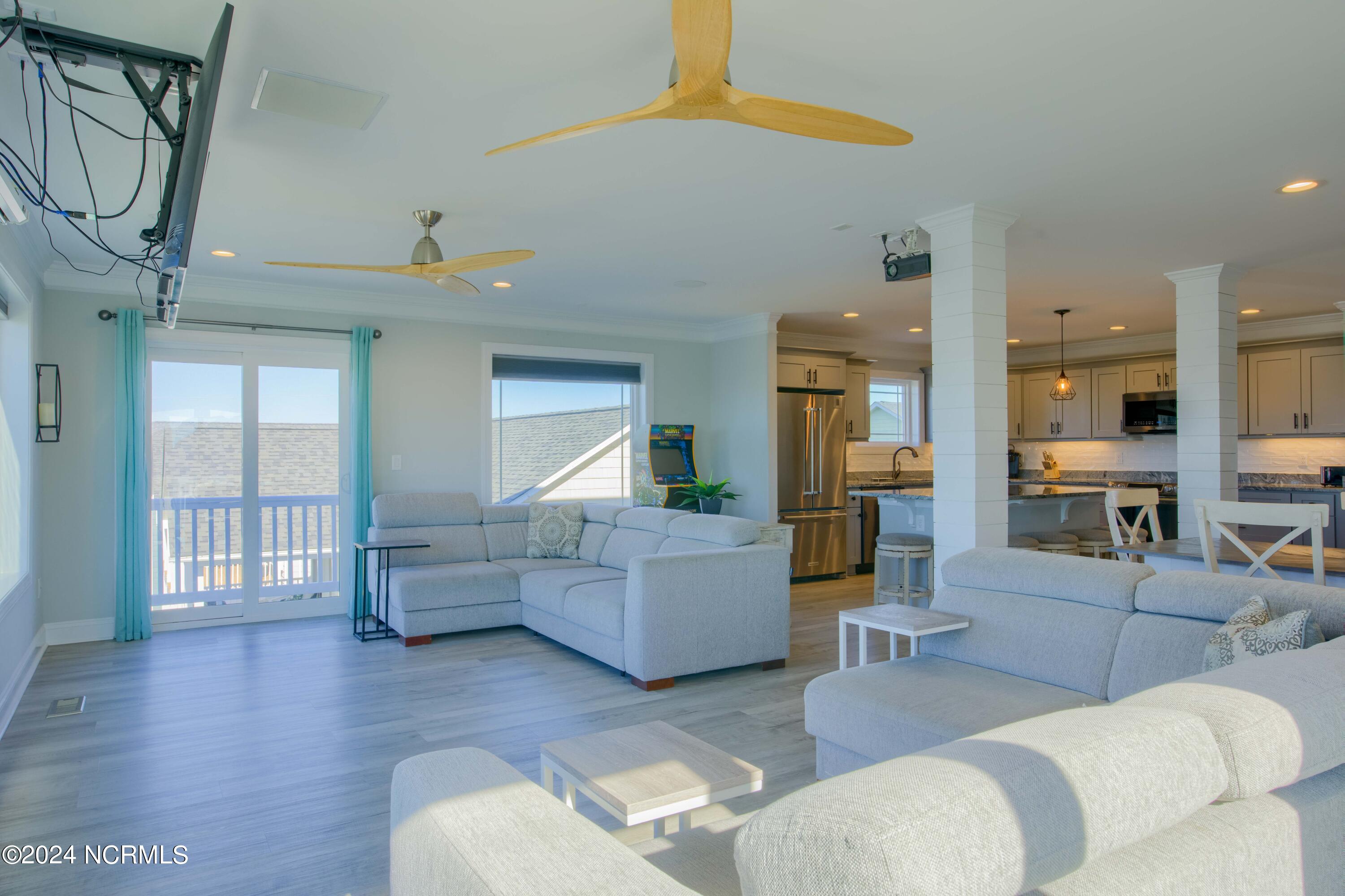 106 Charlotte Avenue