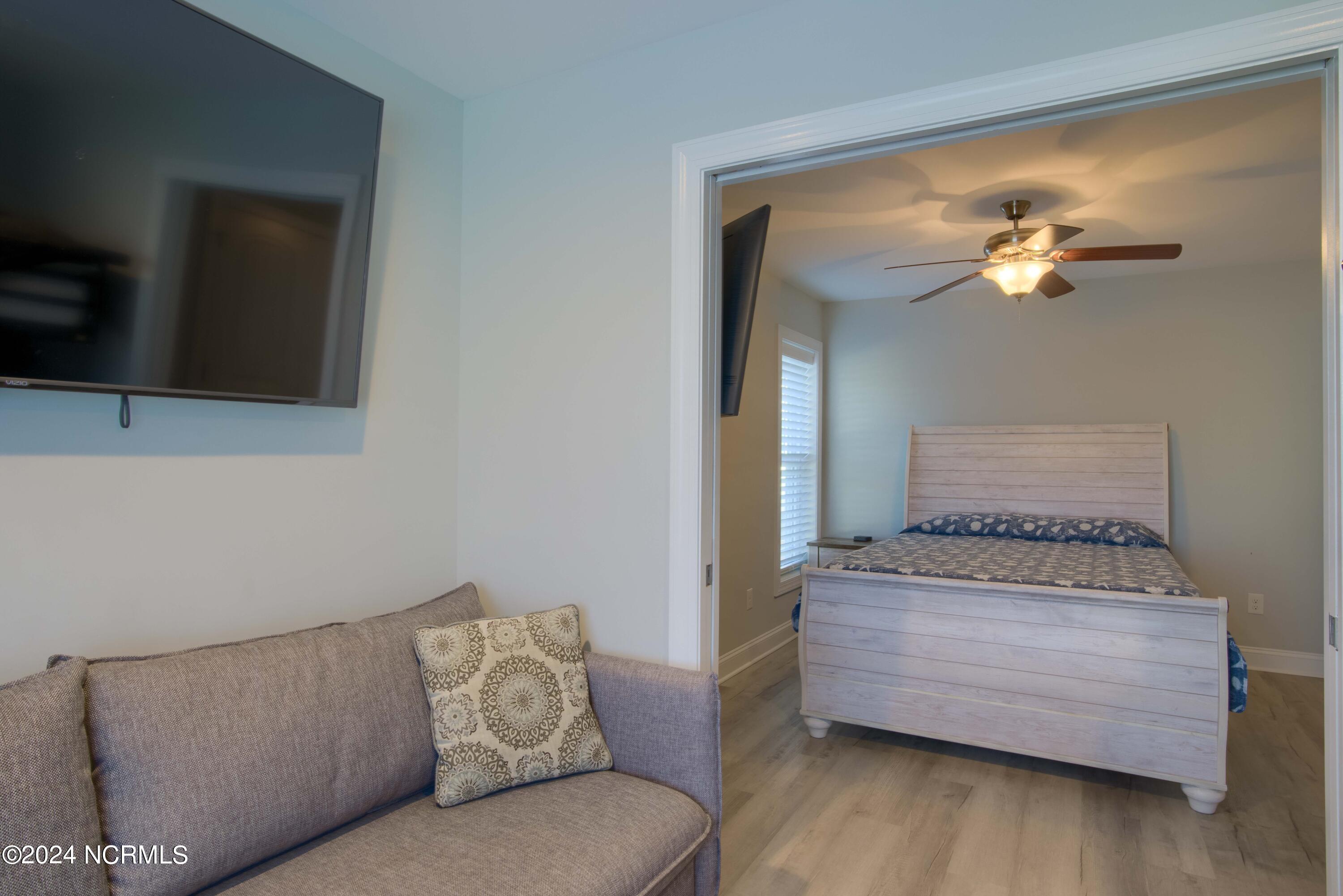 106 Charlotte Avenue