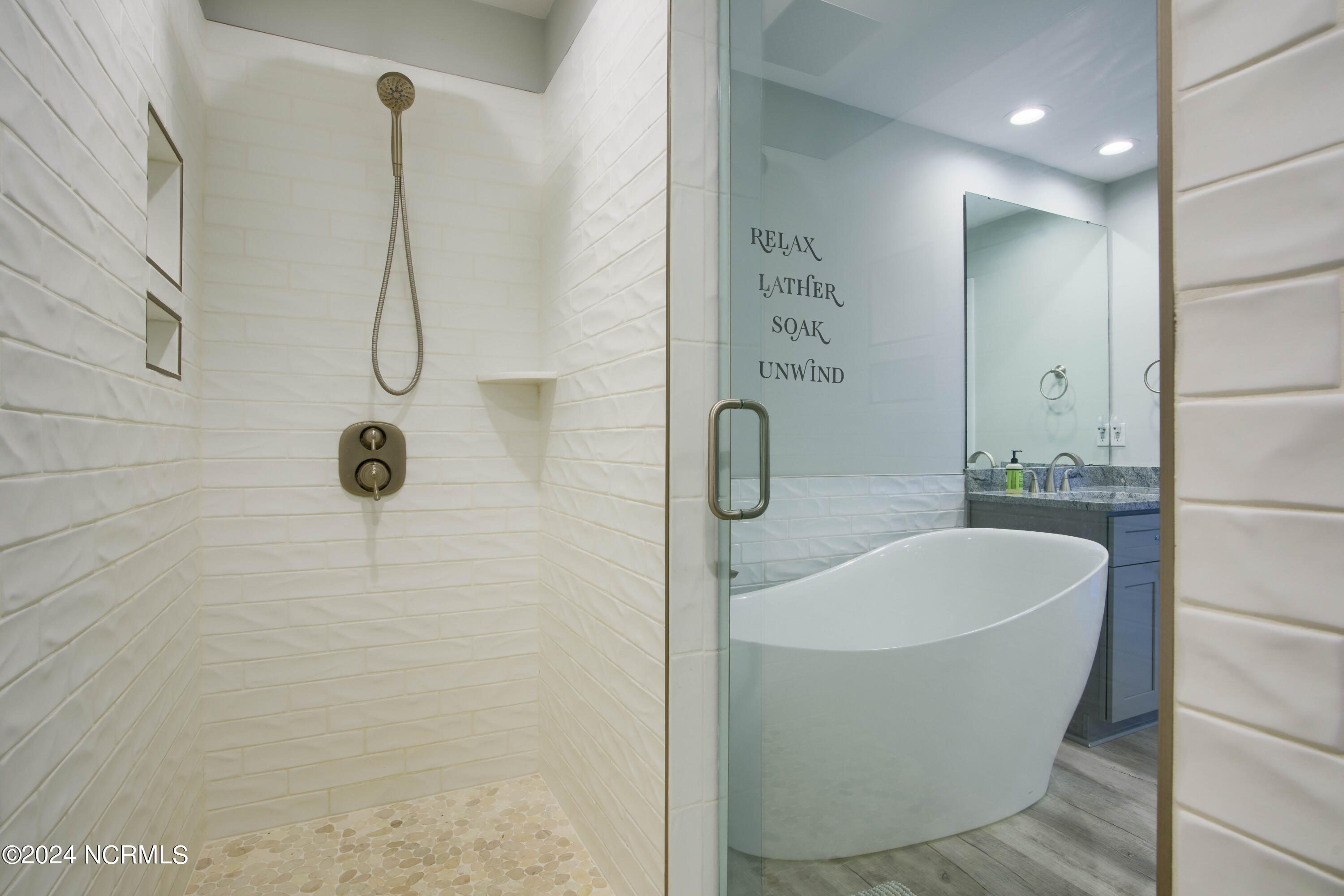 106 Charlotte Avenue