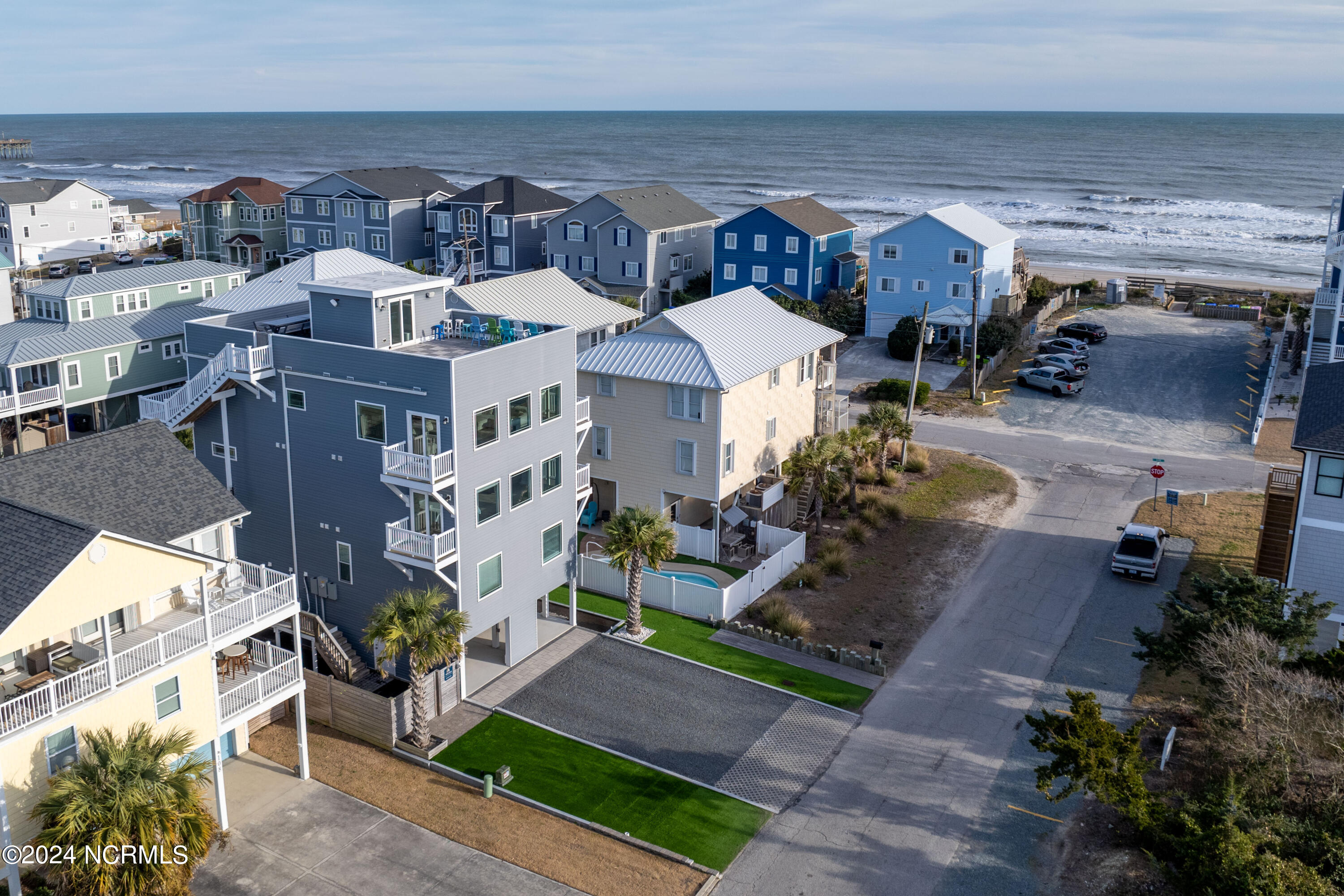 106 Charlotte Avenue