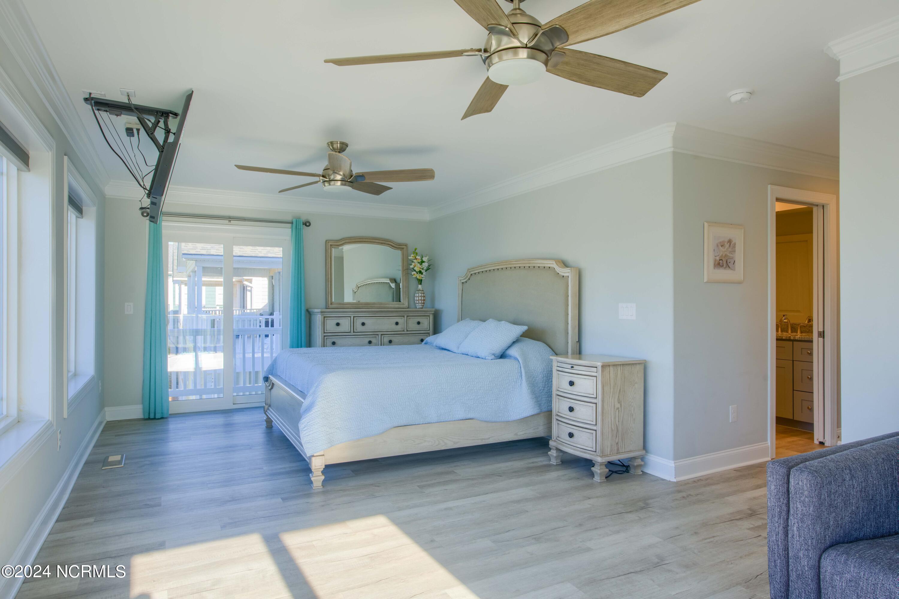 106 Charlotte Avenue