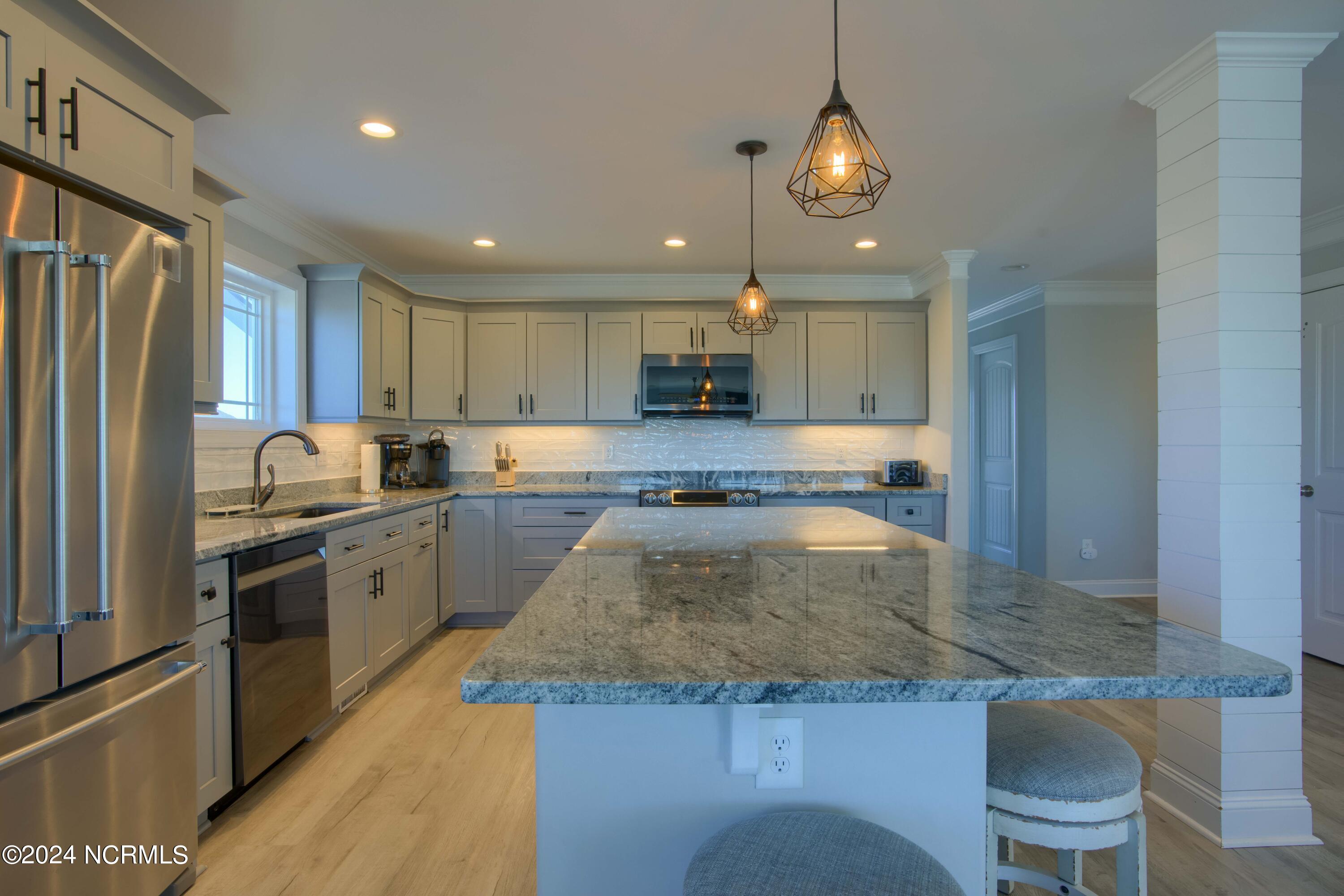 106 Charlotte Avenue