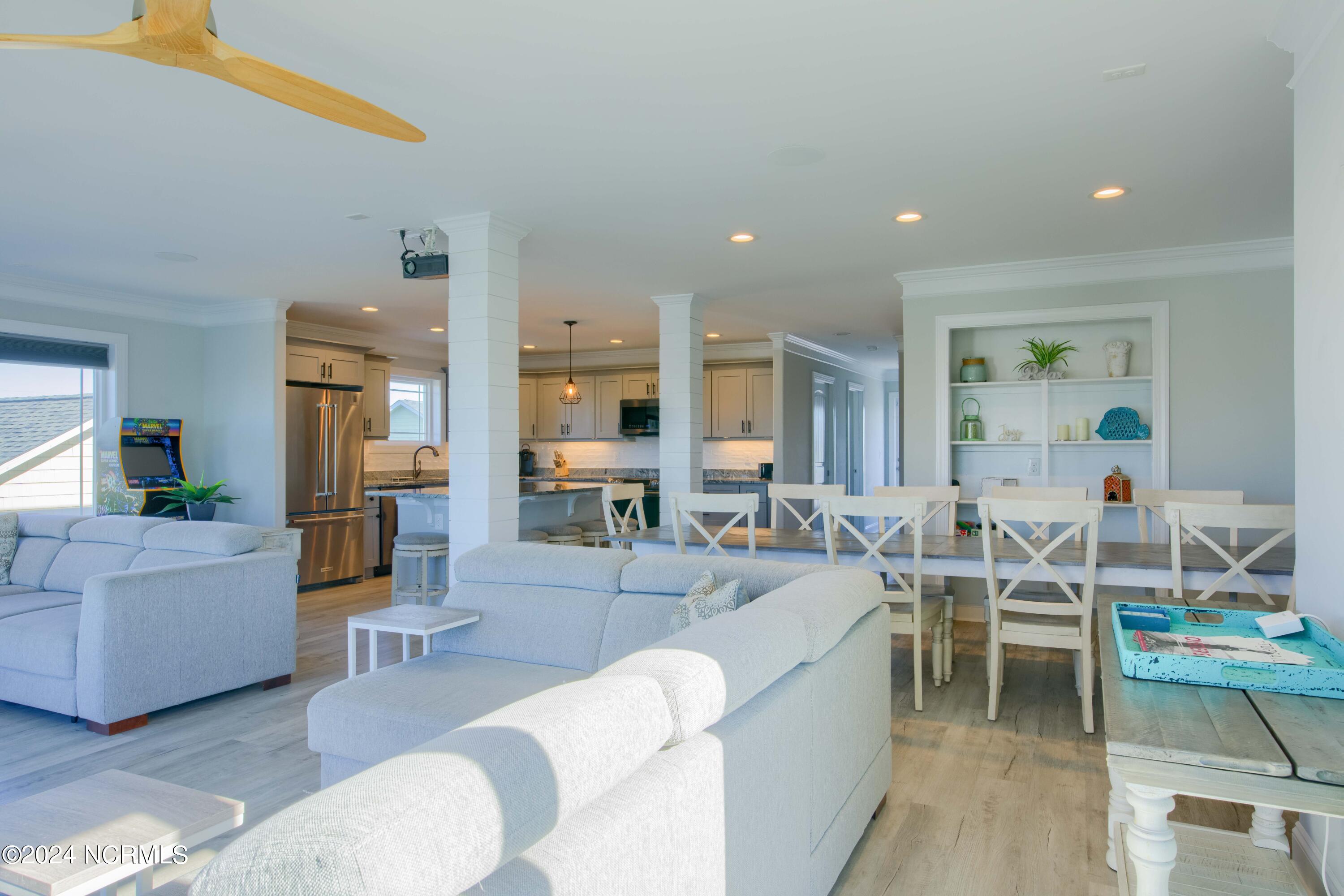 106 Charlotte Avenue