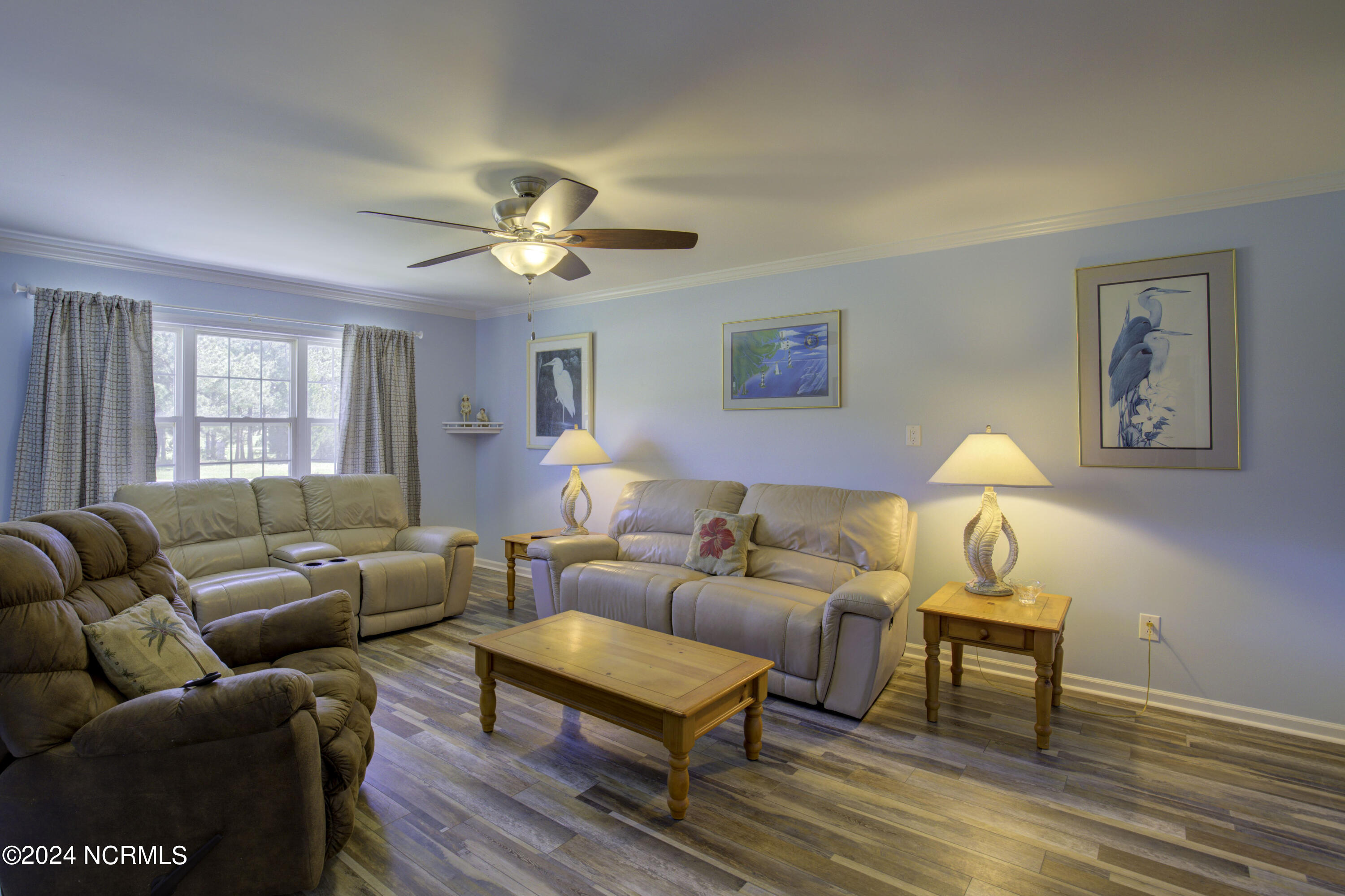 130-131 Gemstone Drive