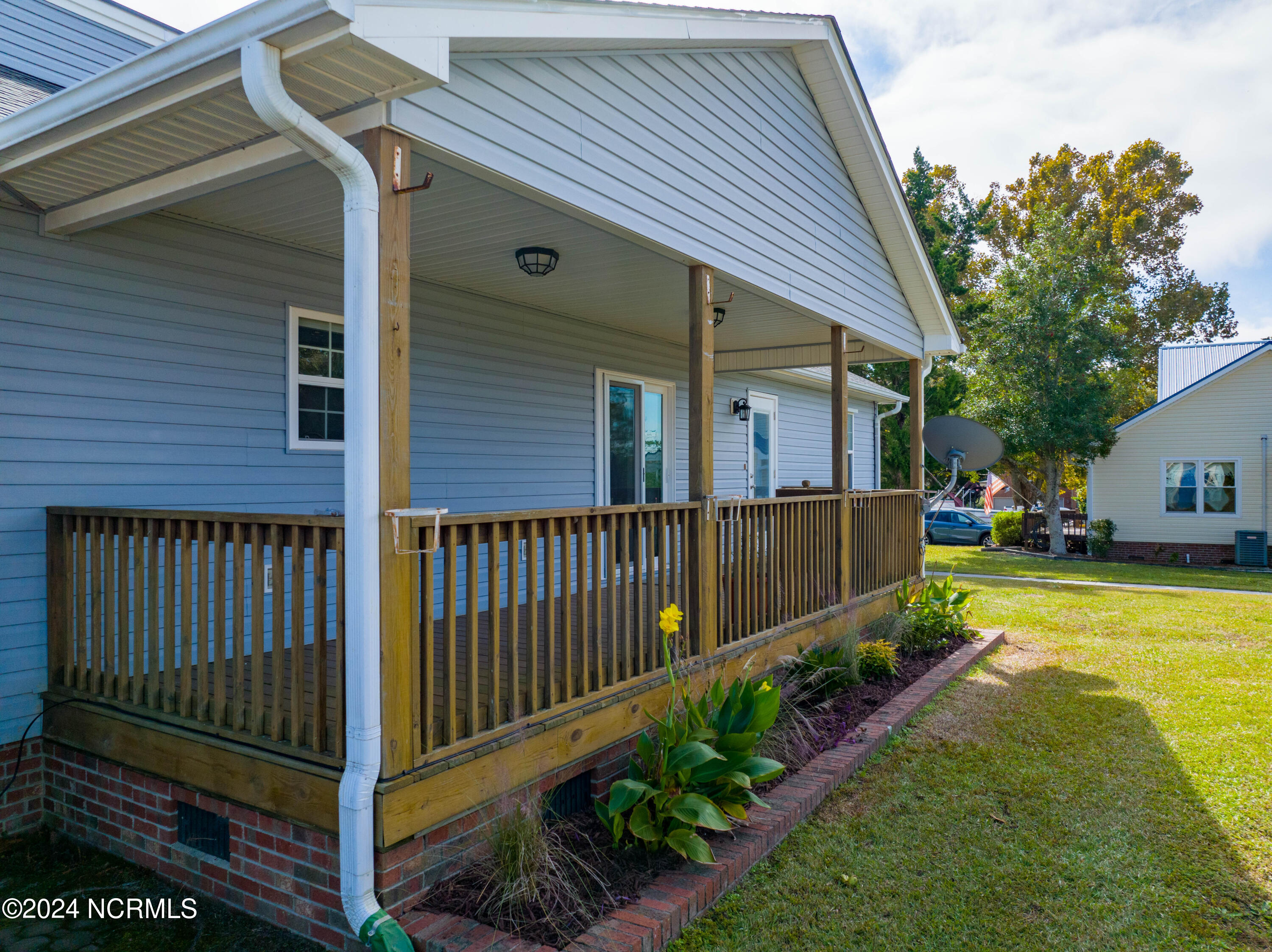 130-131 Gemstone Drive