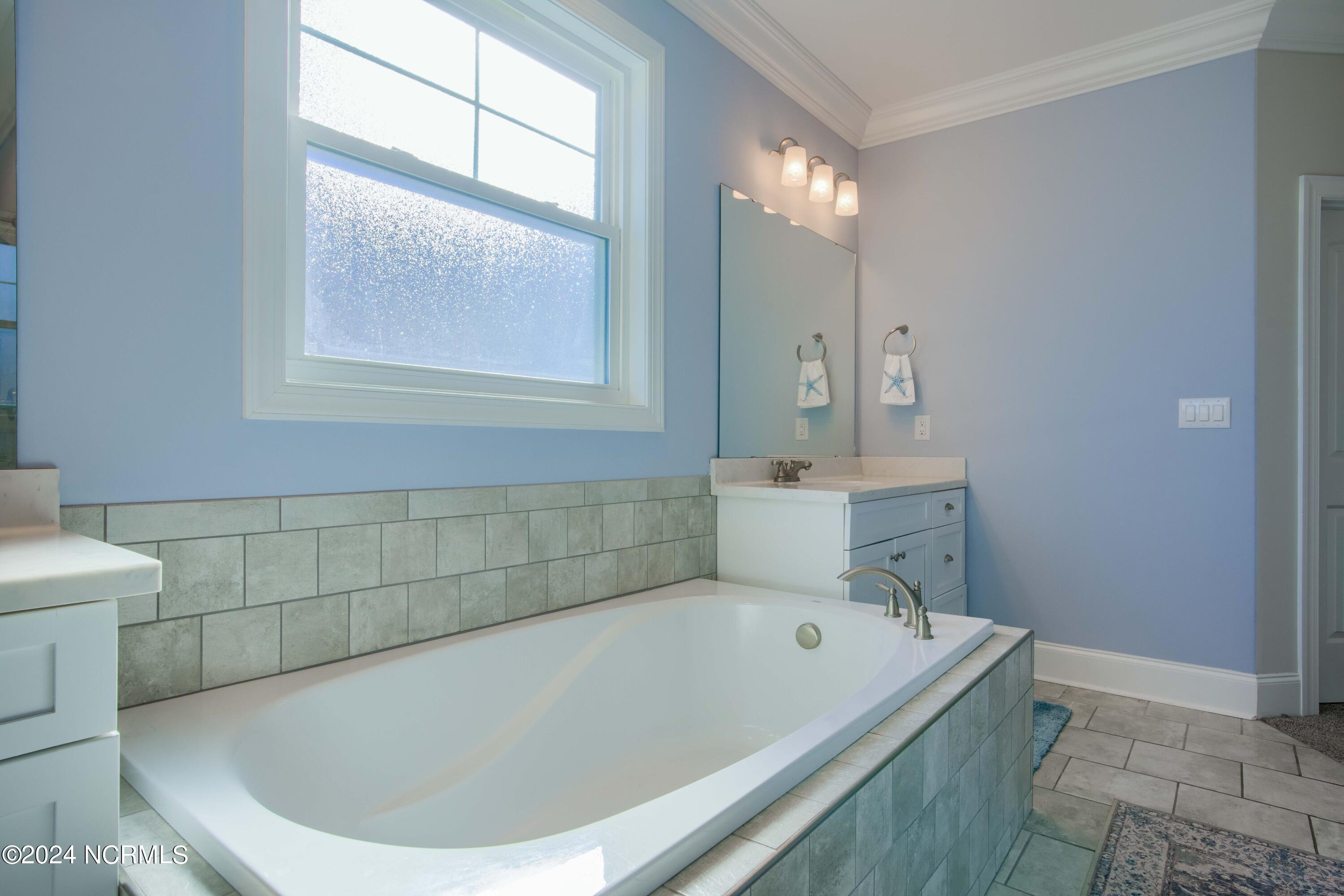 409 Pearl Button Way