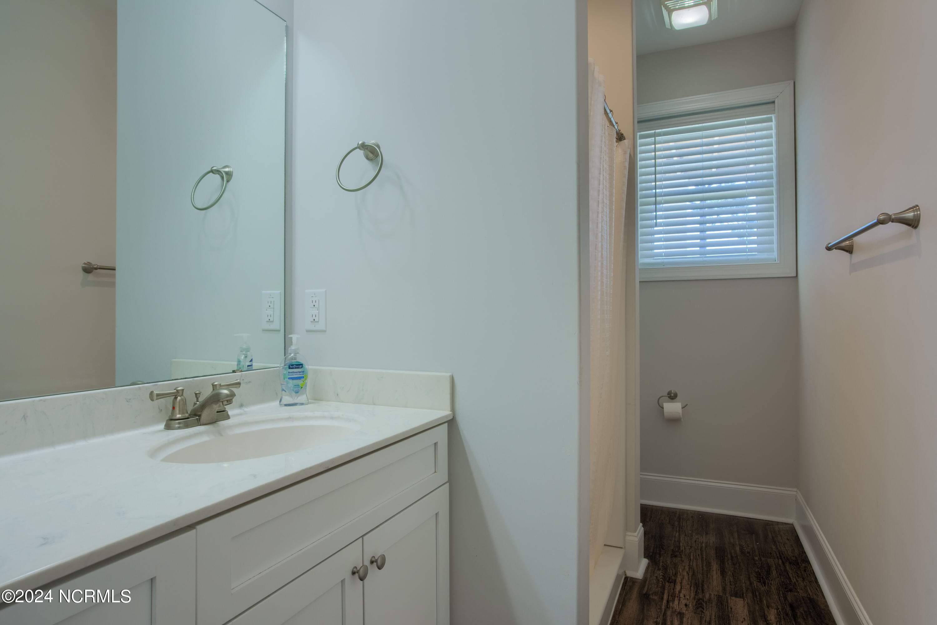 409 Pearl Button Way