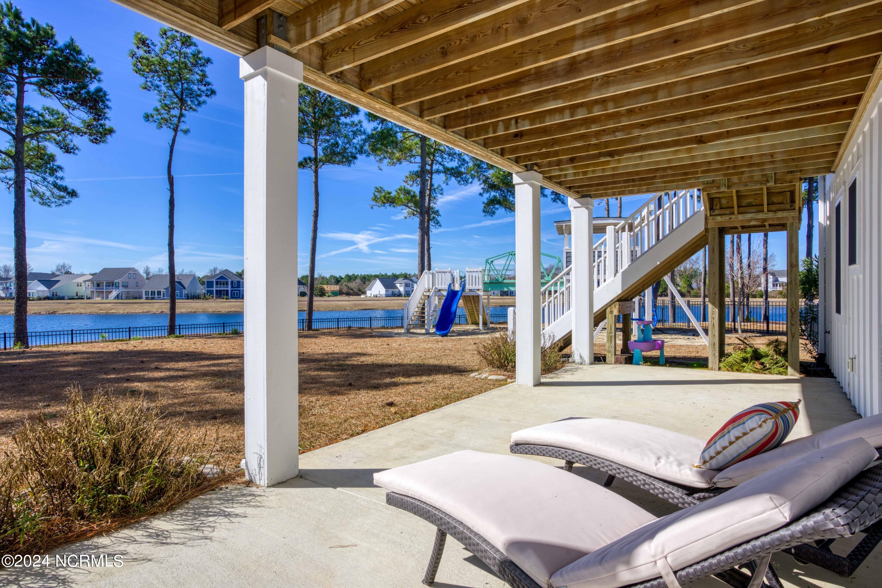 409 Pearl Button Way