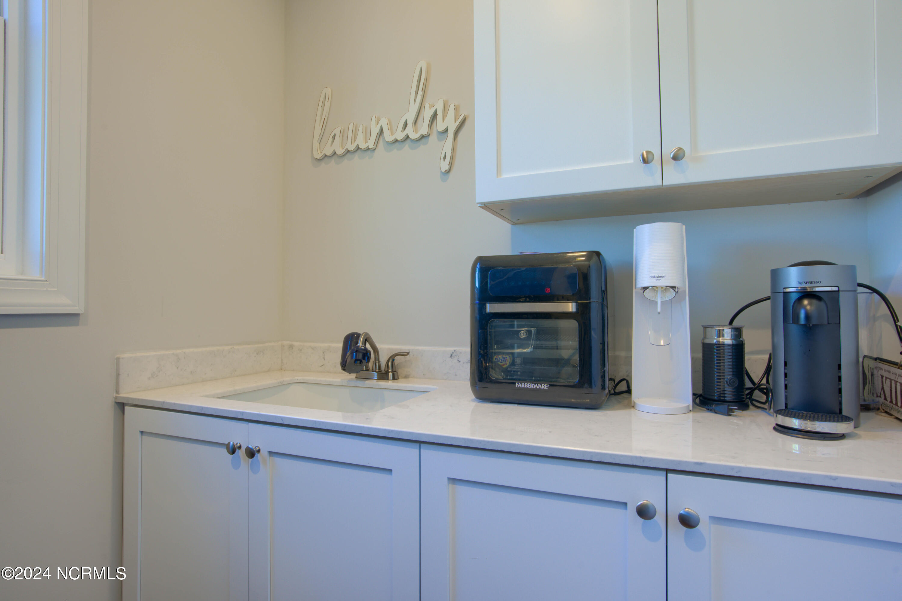 409 Pearl Button Way