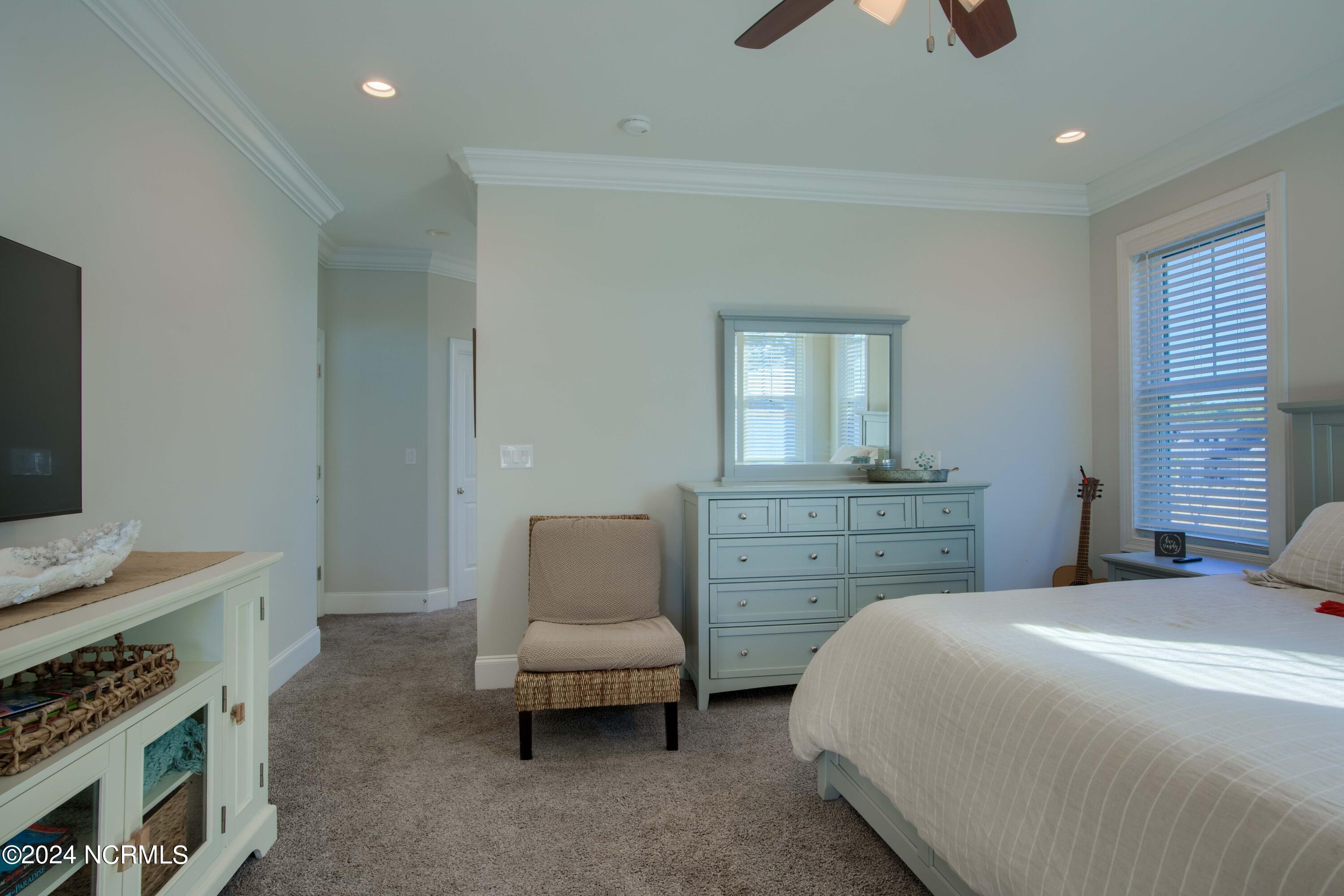 409 Pearl Button Way