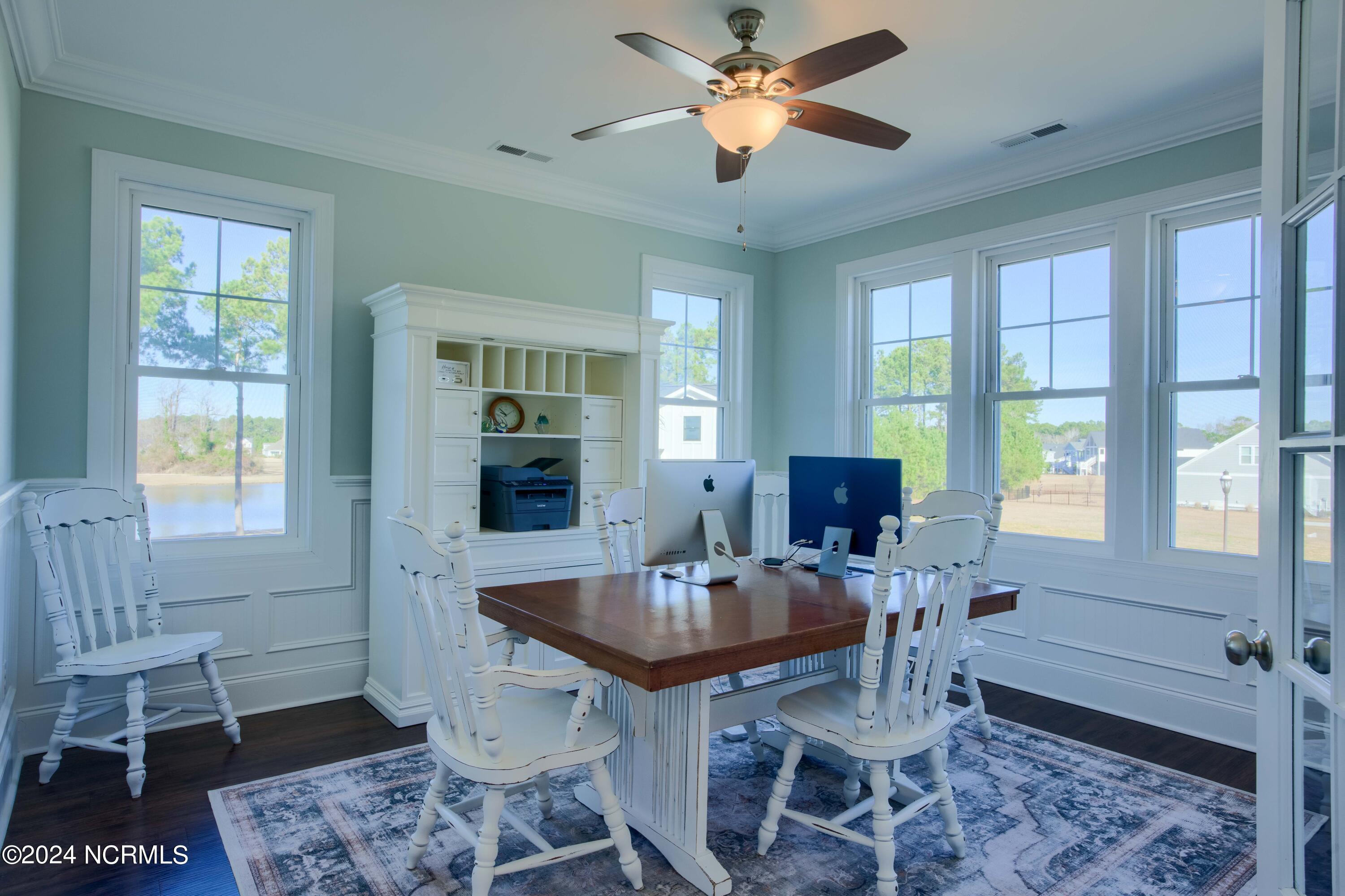 409 Pearl Button Way