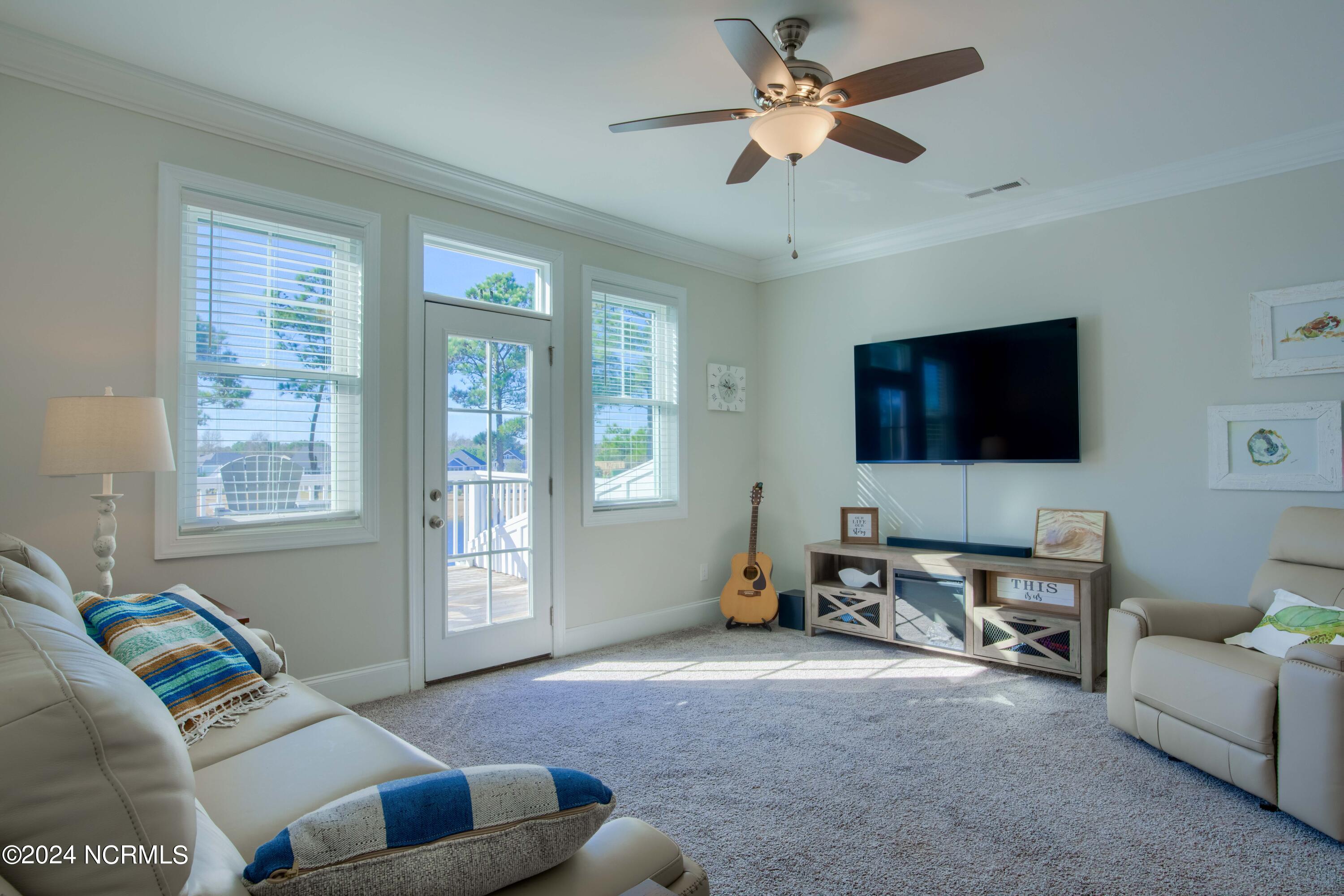 409 Pearl Button Way