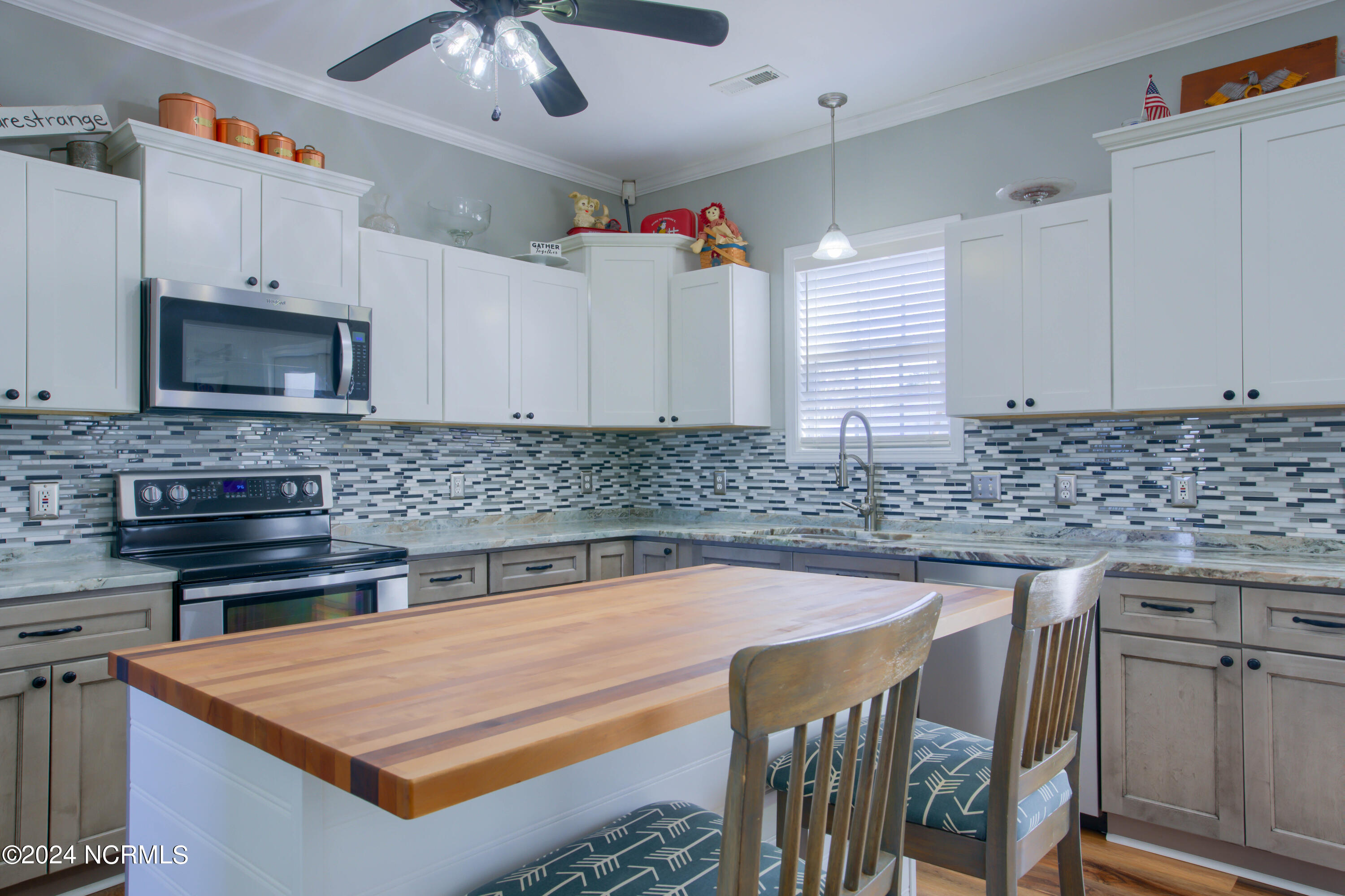 105 Azalea Plantation Boulevard