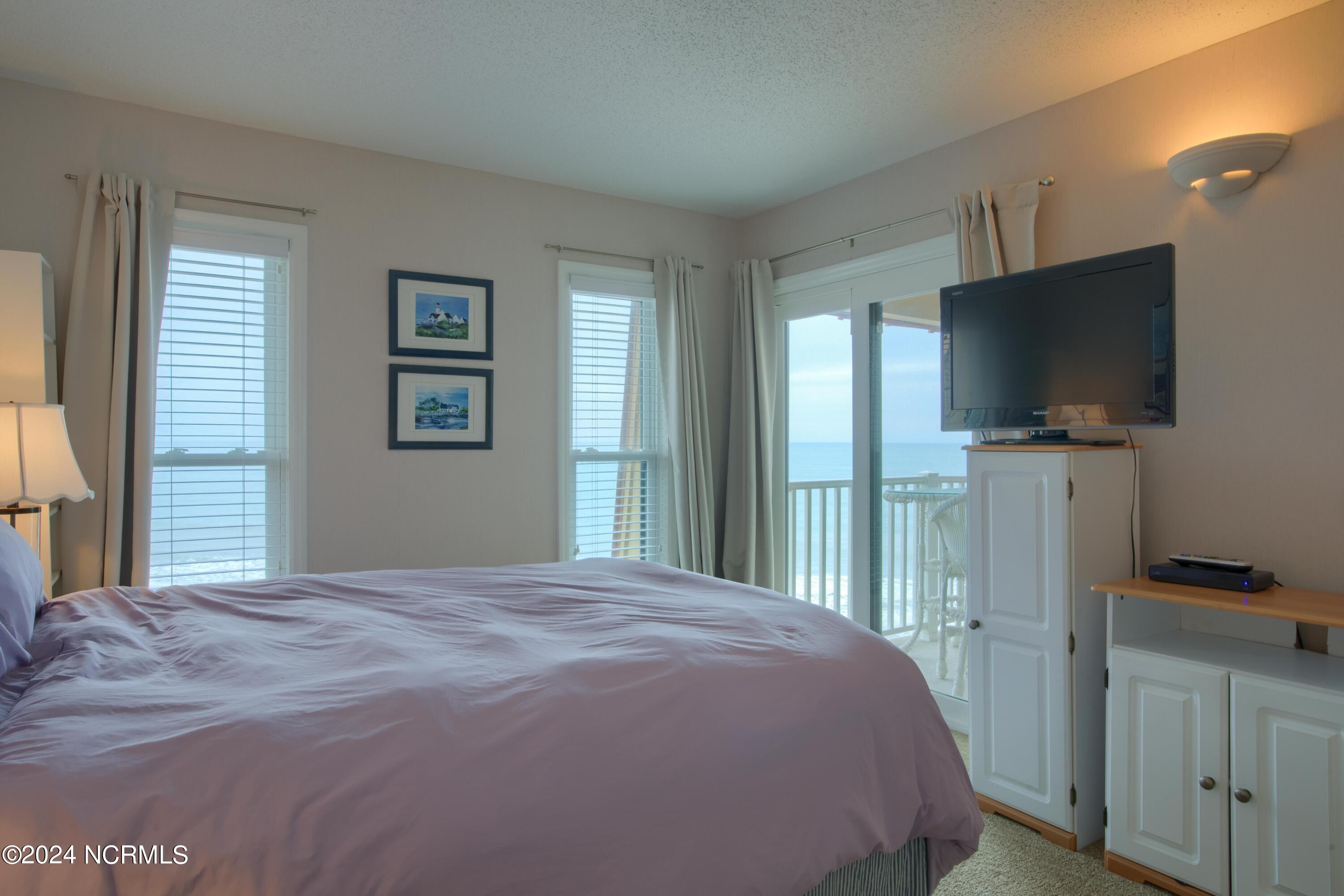 1822 New River Inlet Road, Unit 1306
