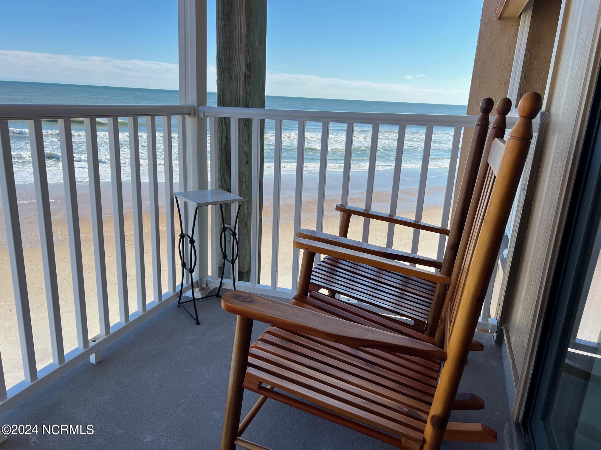 1822 New River Inlet Road, Unit 1306