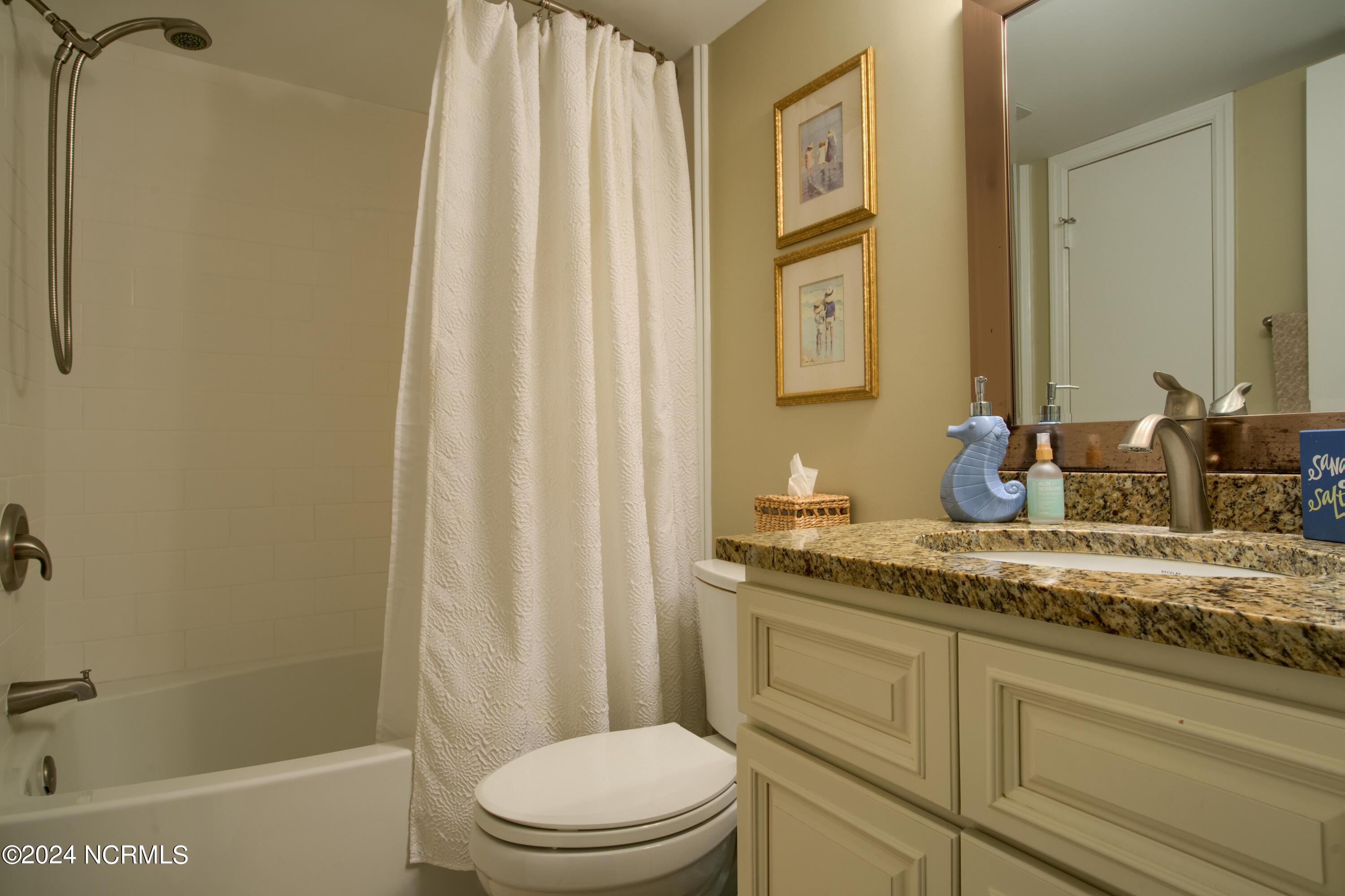 1822 New River Inlet Road, Unit 1306