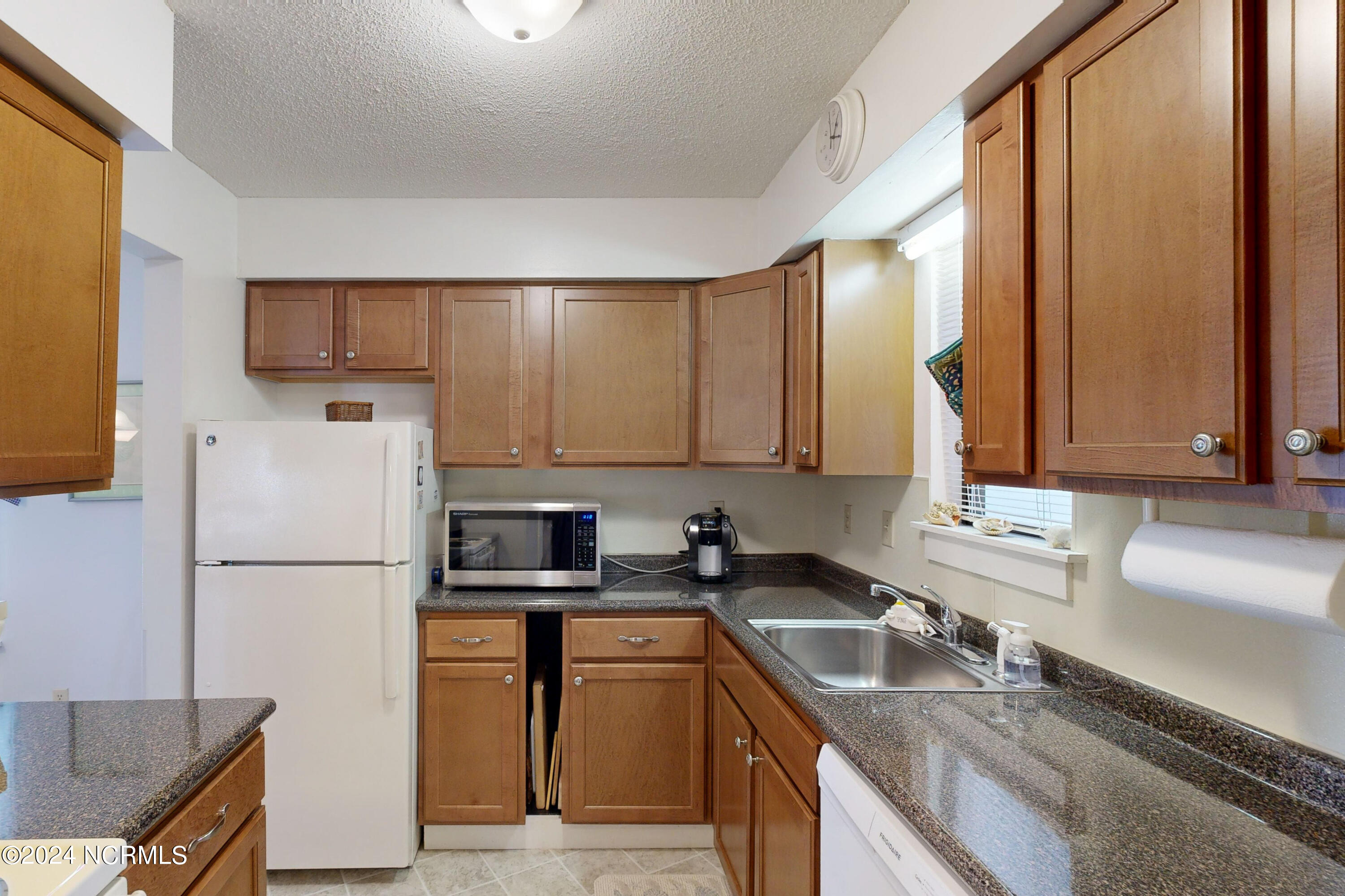 724 Azalea Drive, 443