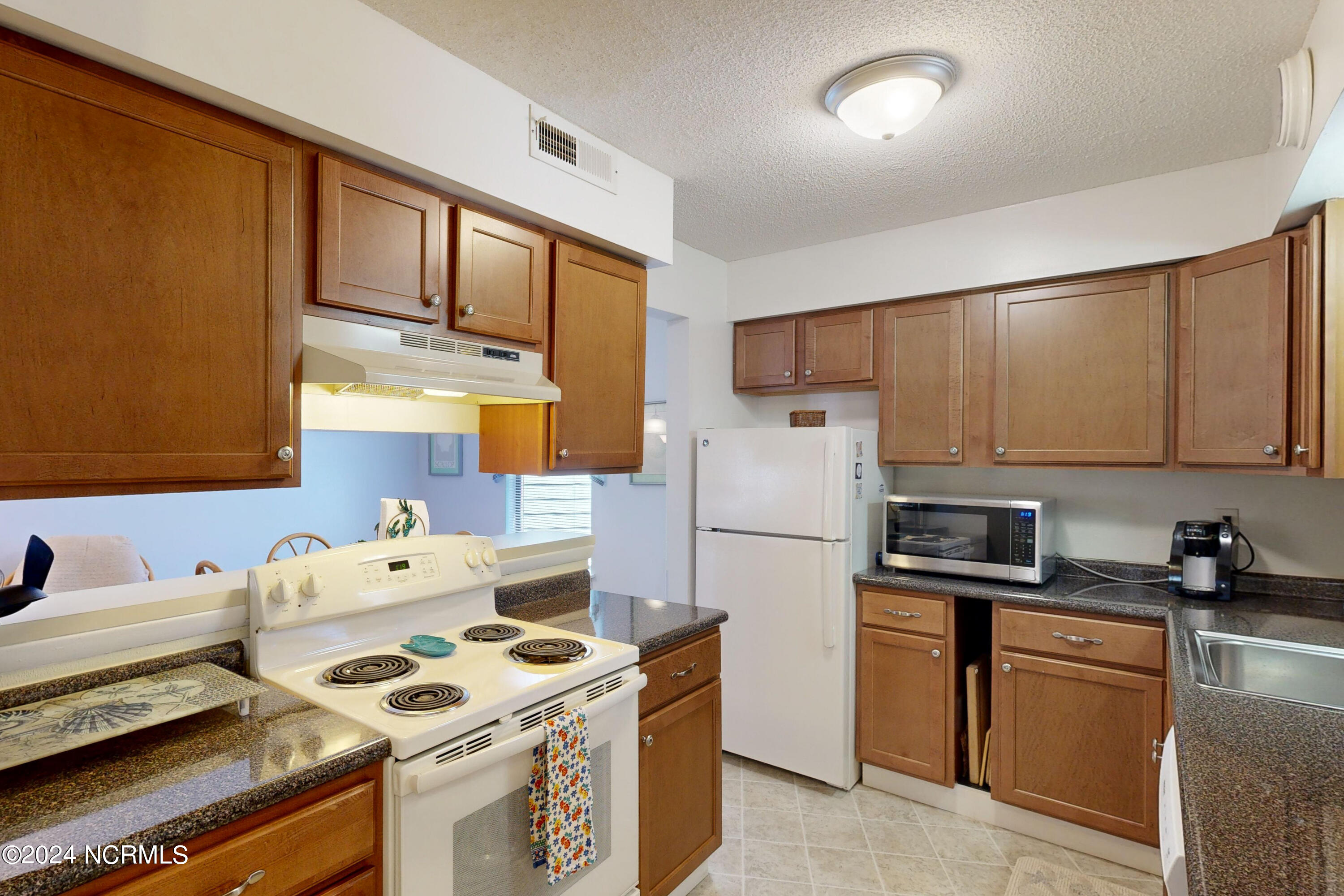 724 Azalea Drive, 443