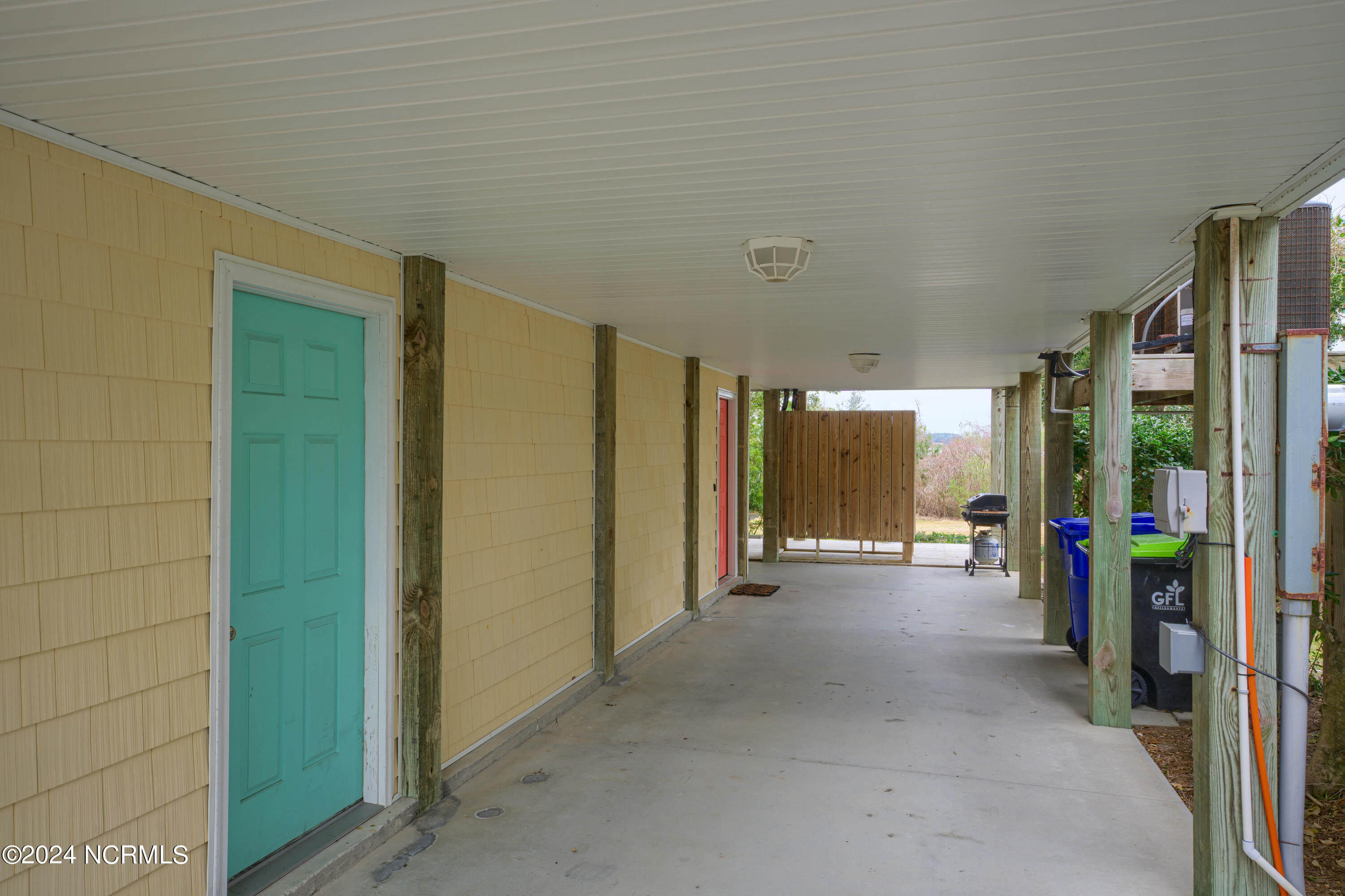 1145 S Topsail Drive, A