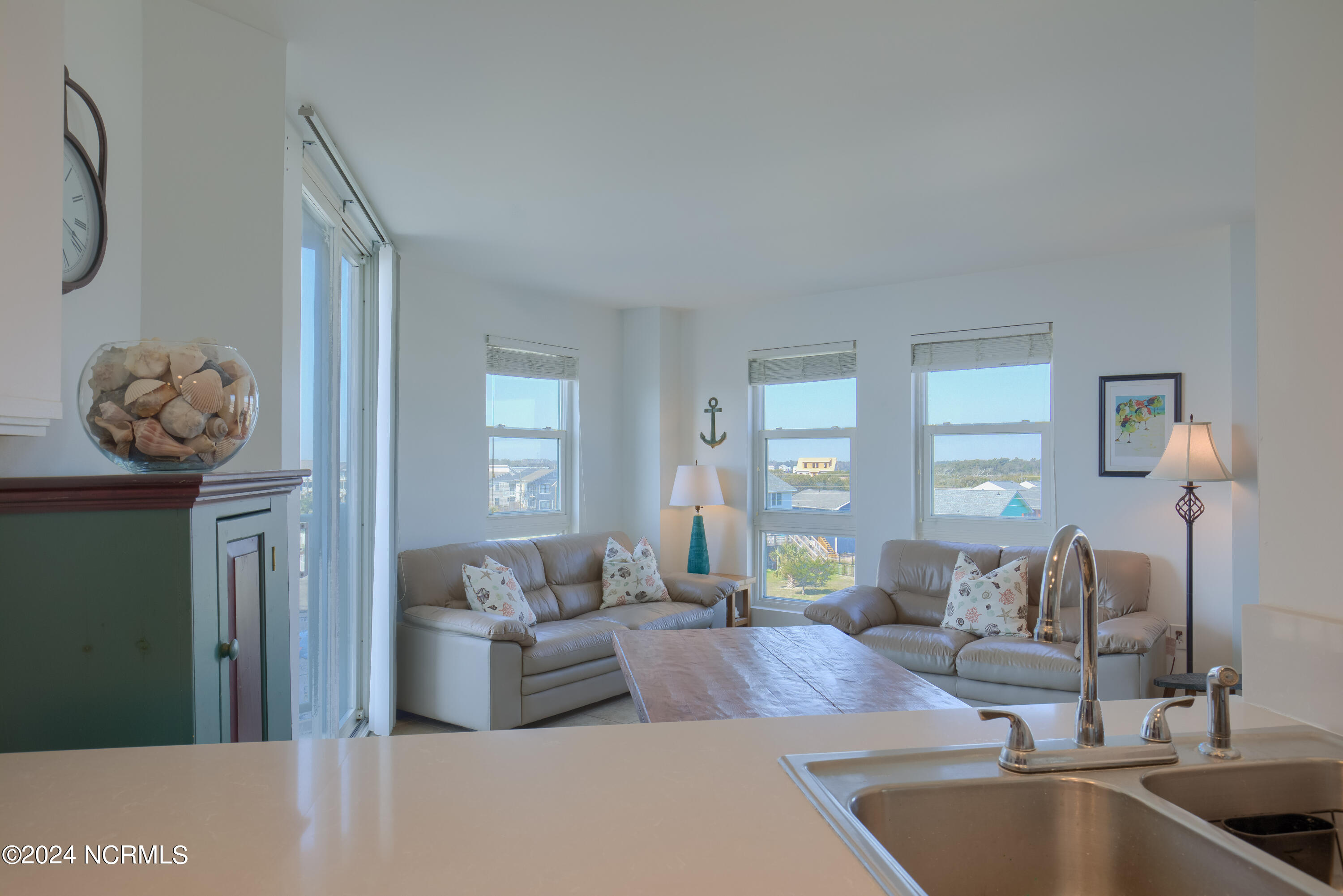 2000 New River Inlet Road, 3201