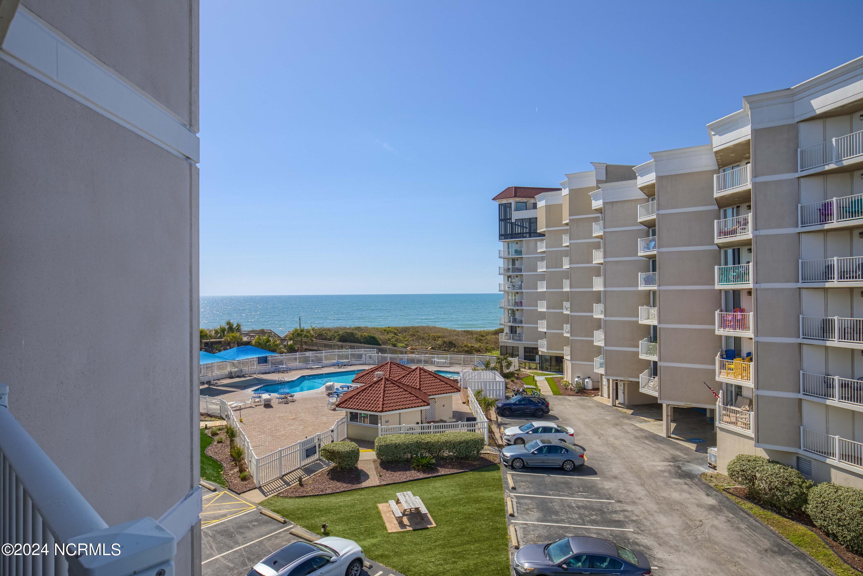 2000 New River Inlet Road, 3201