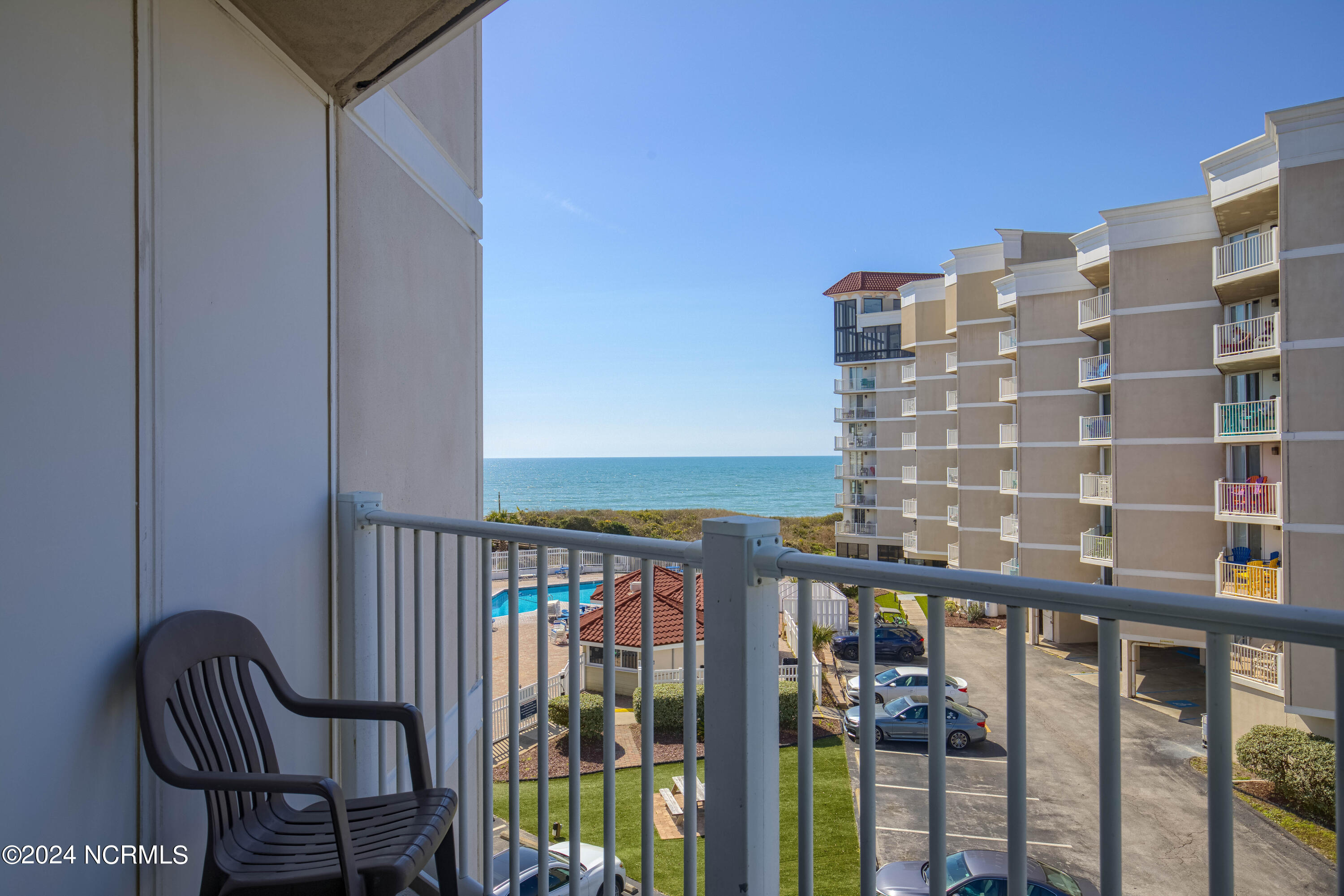 2000 New River Inlet Road, 3201