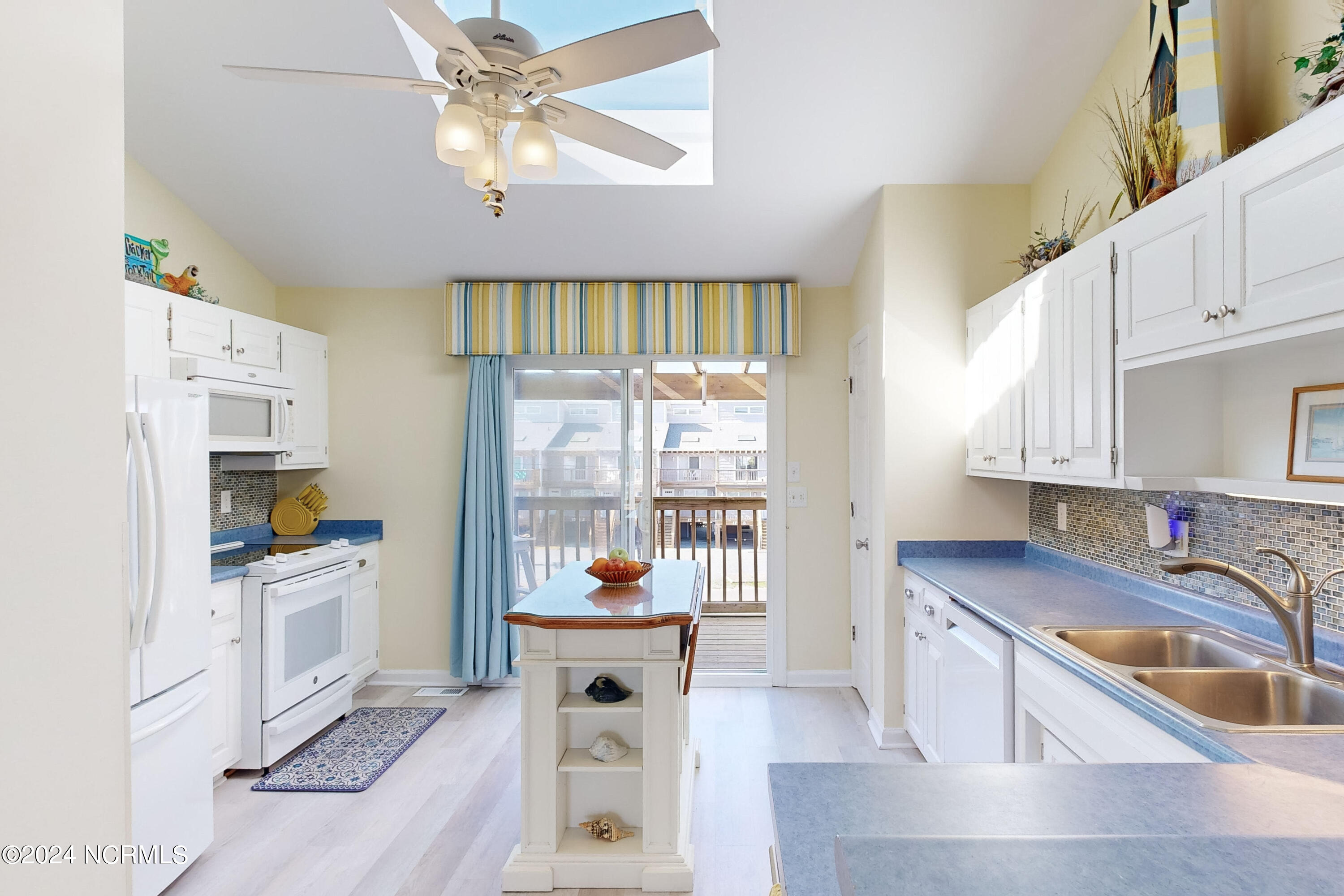 1768-4 New River Inlet Road