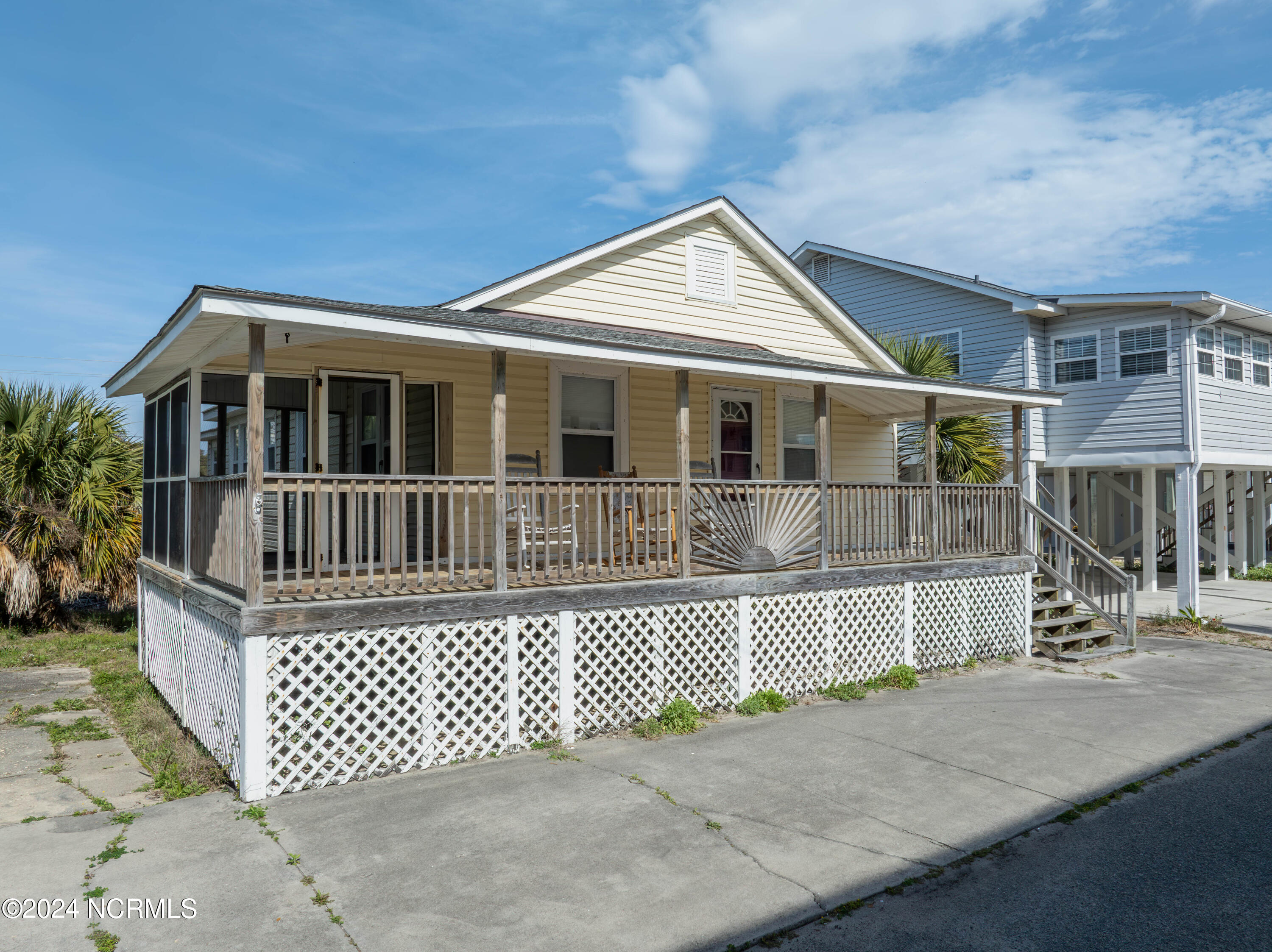 806 Carolina Beach Avenue S