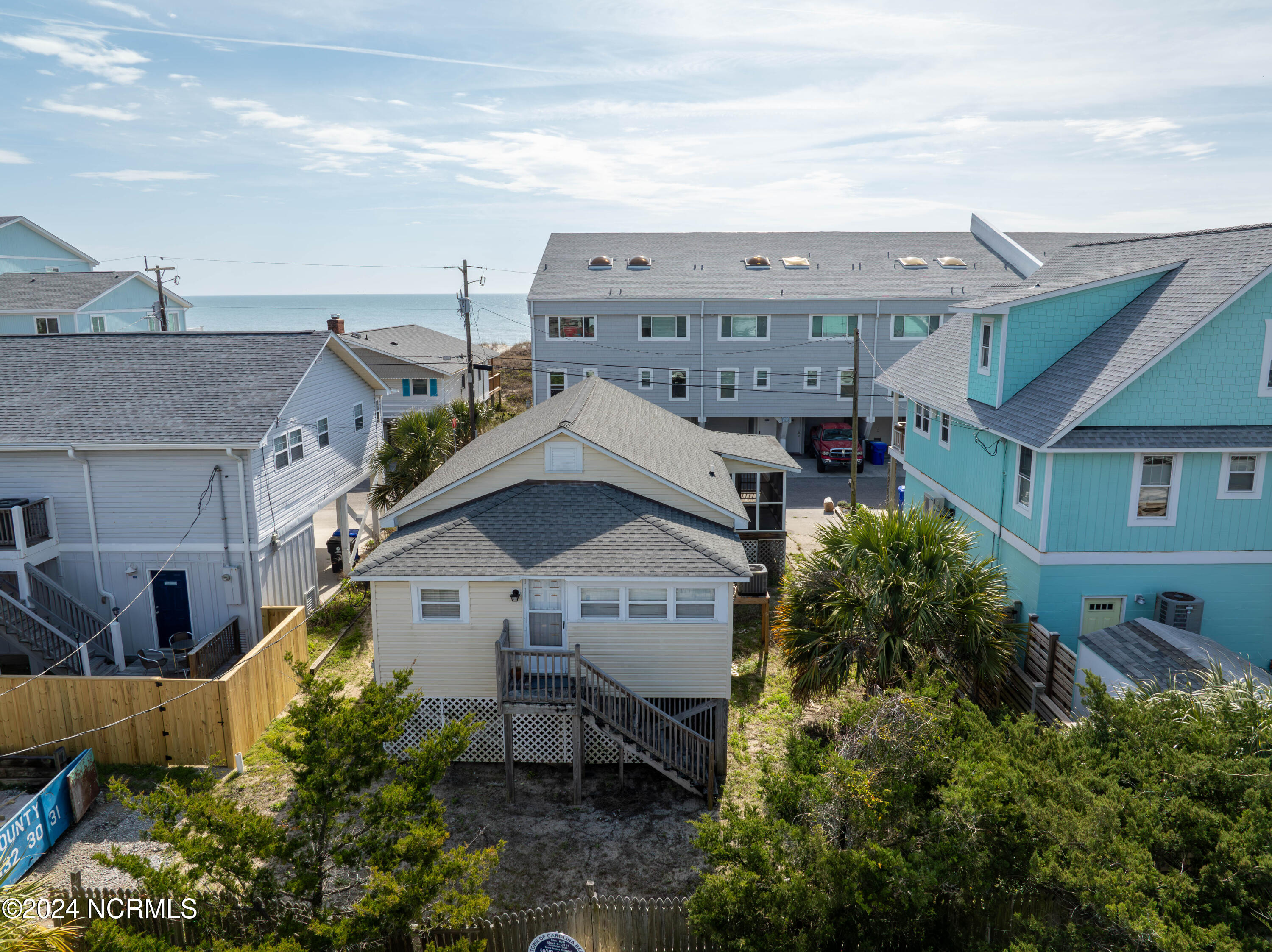 806 Carolina Beach Avenue S