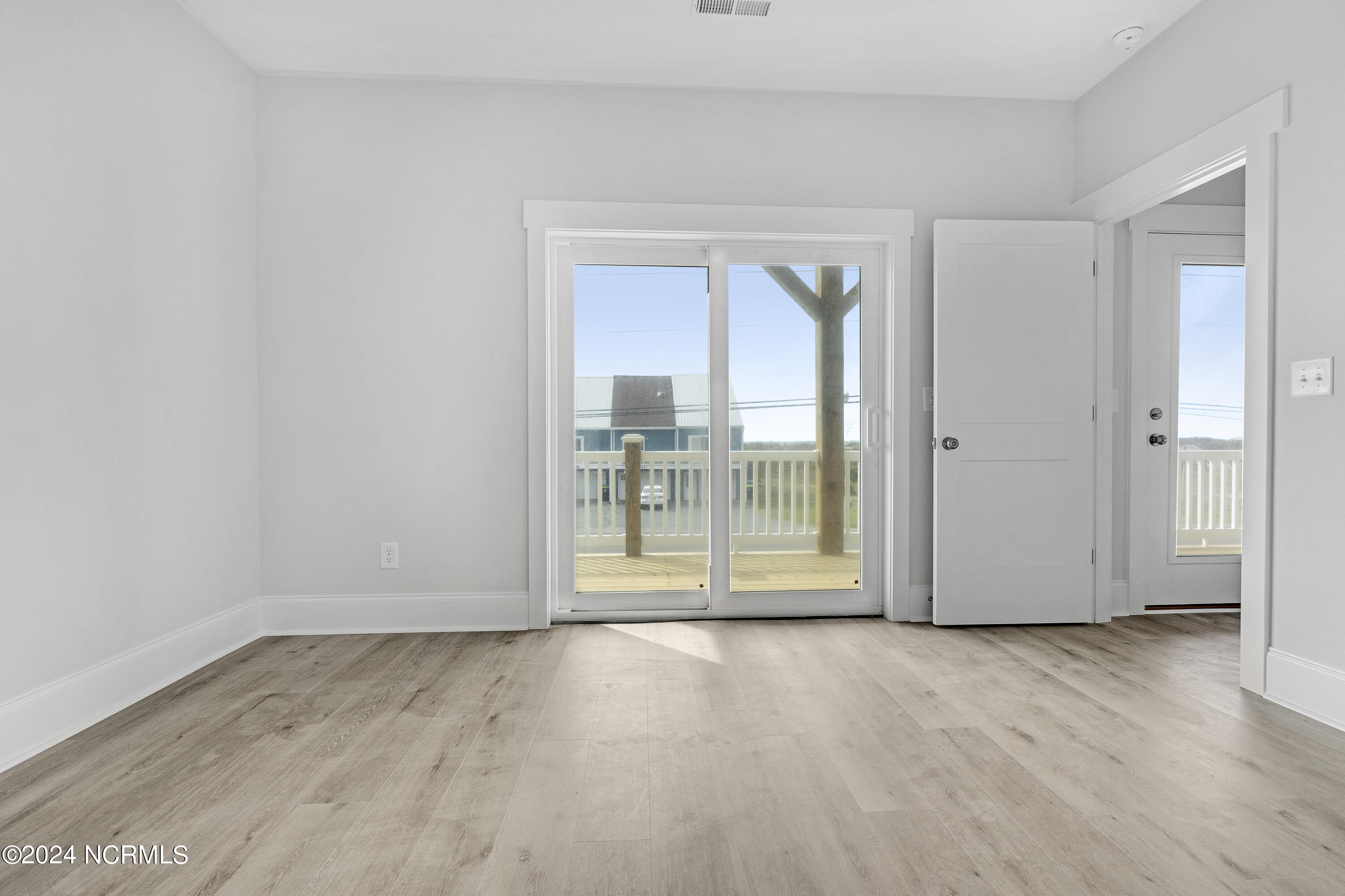 1435 New River Inlet Road