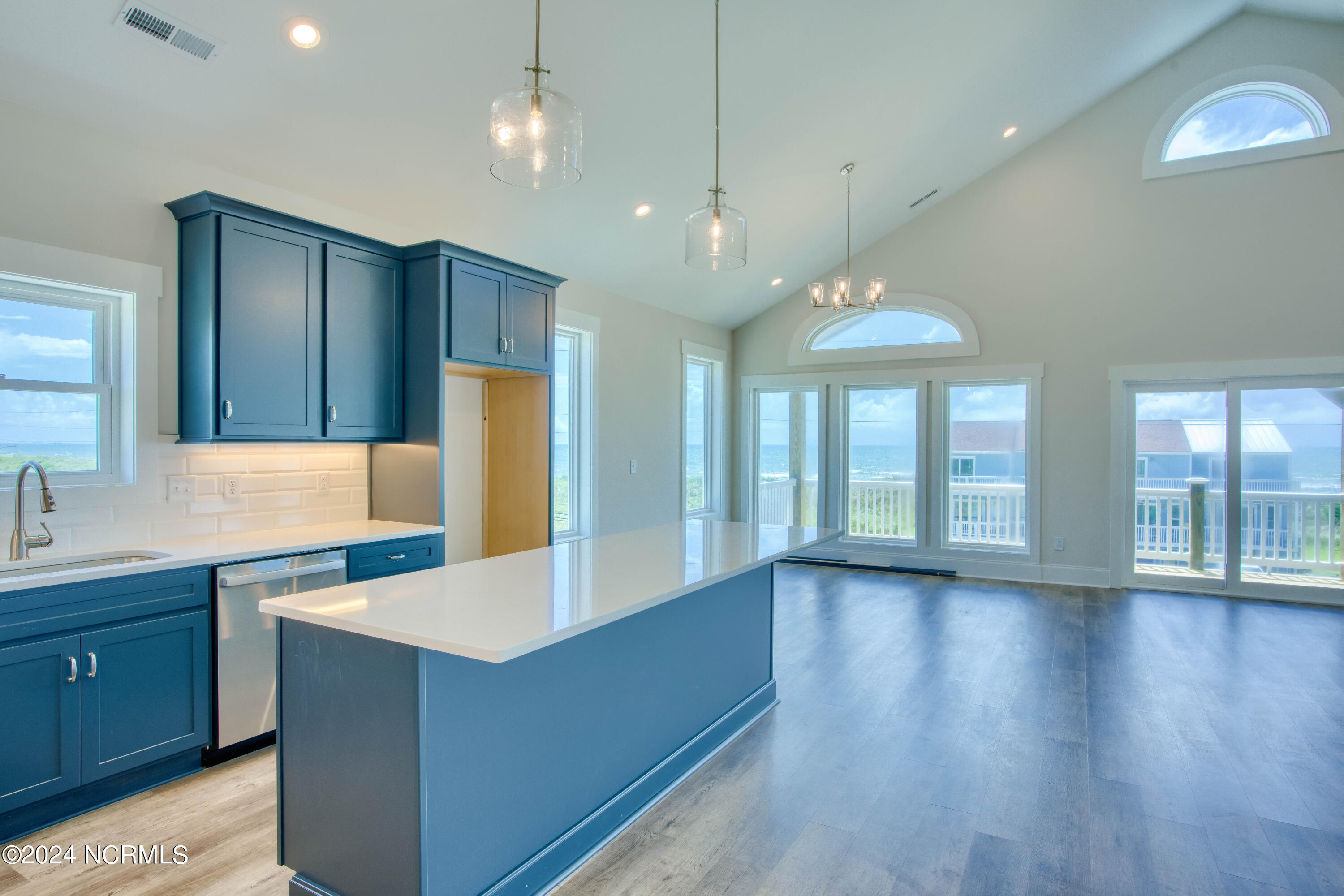 1443 New River Inlet Road