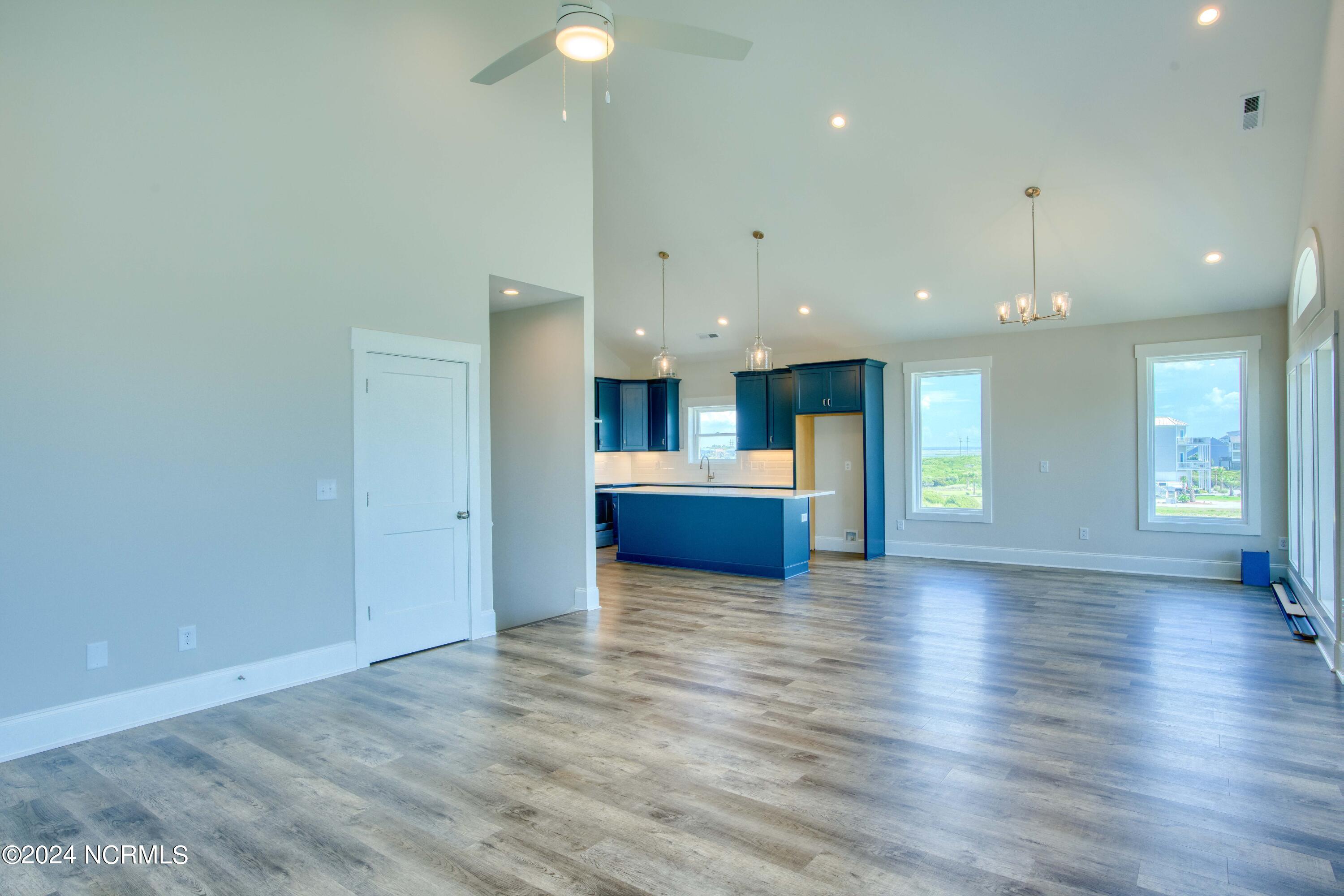 1443 New River Inlet Road