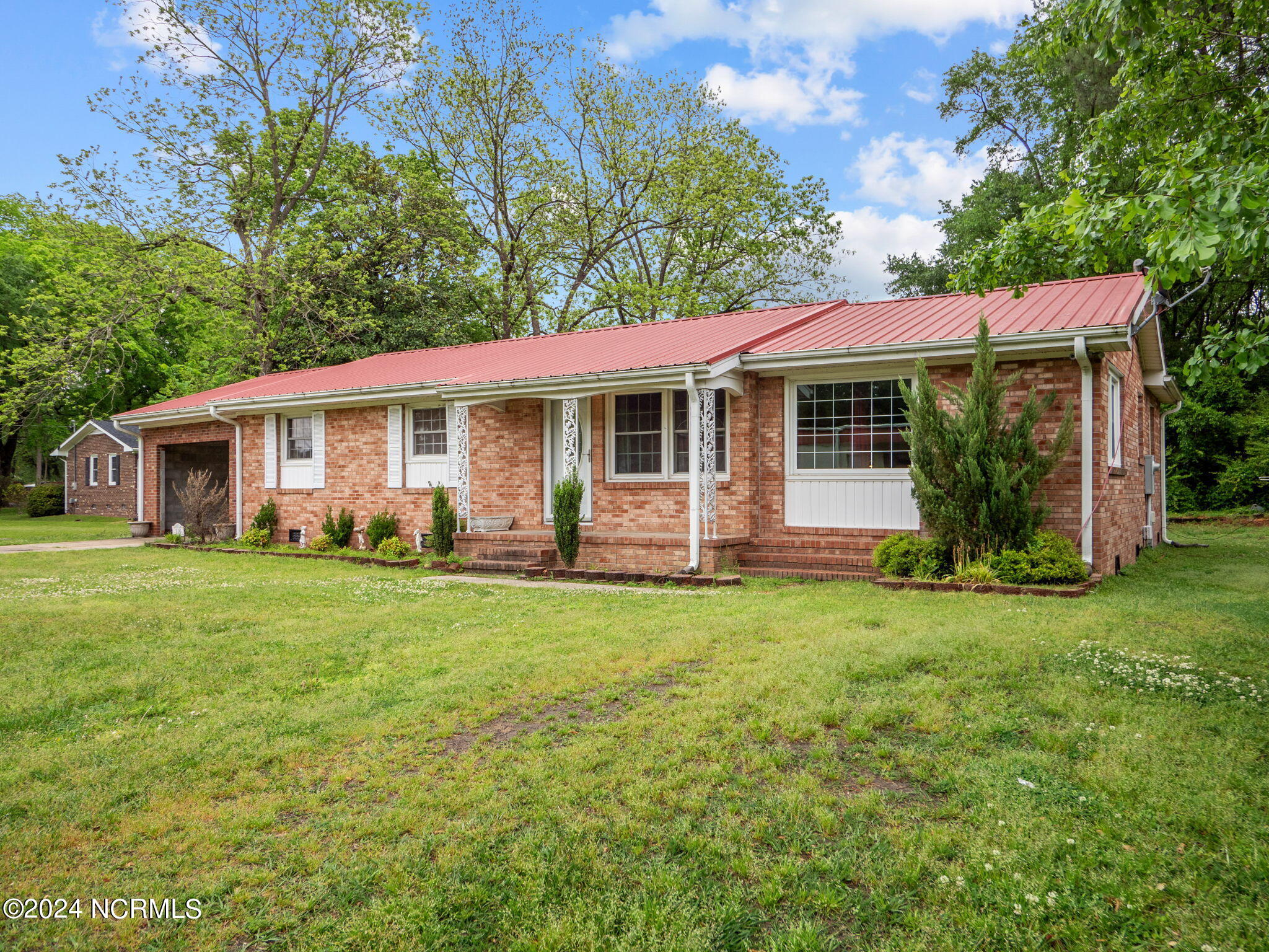 116 N Pershing Street