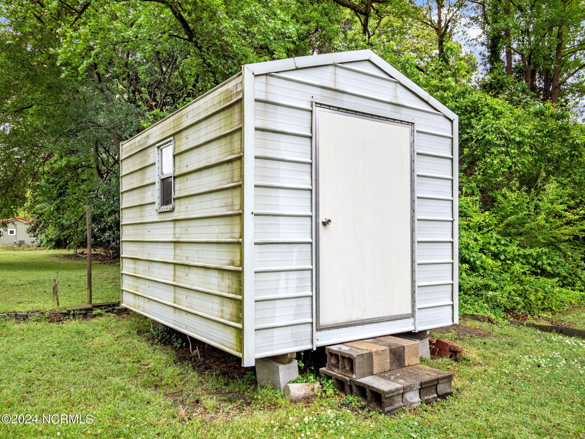 116 N Pershing Street