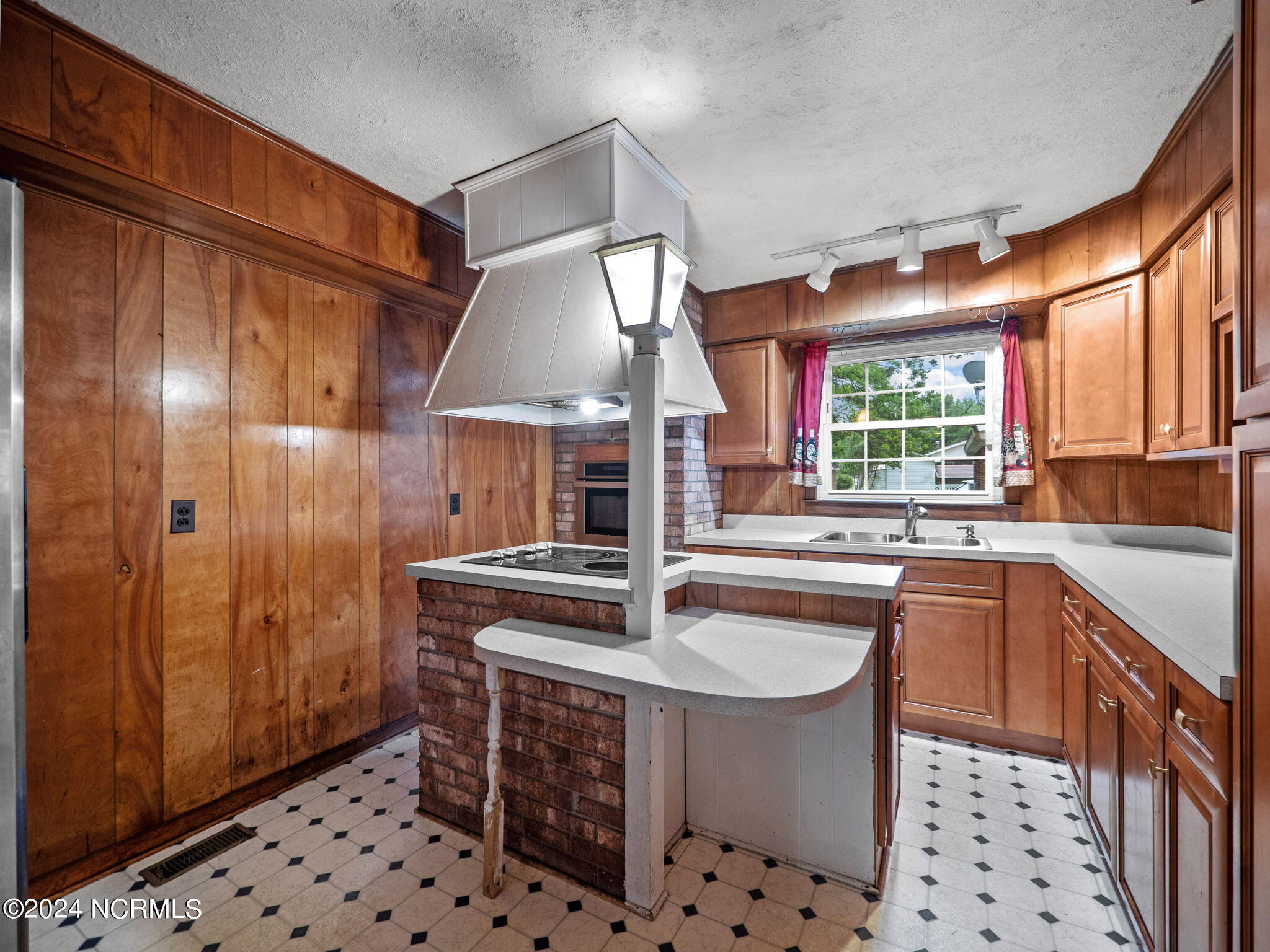 116 N Pershing Street