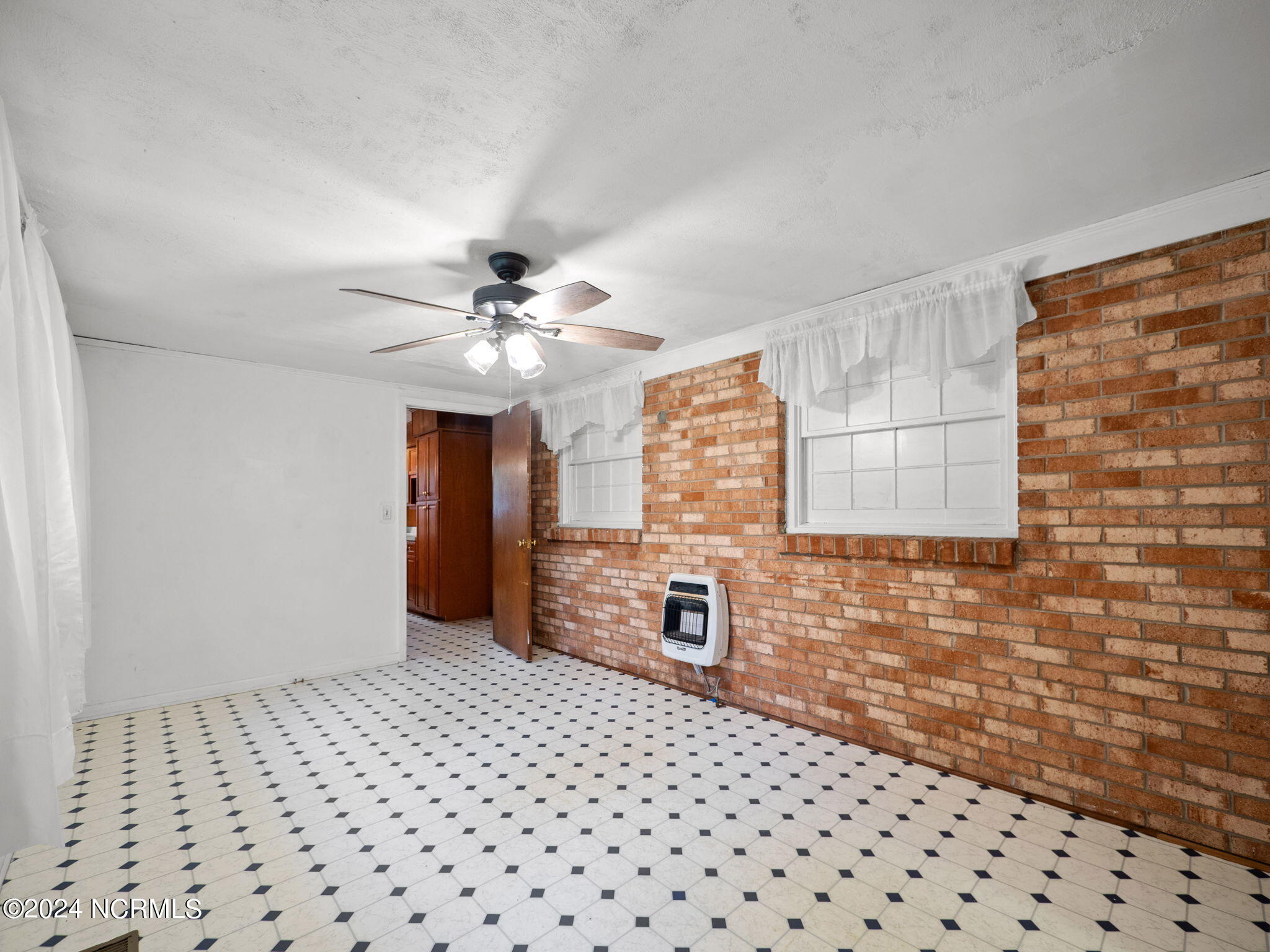 116 N Pershing Street